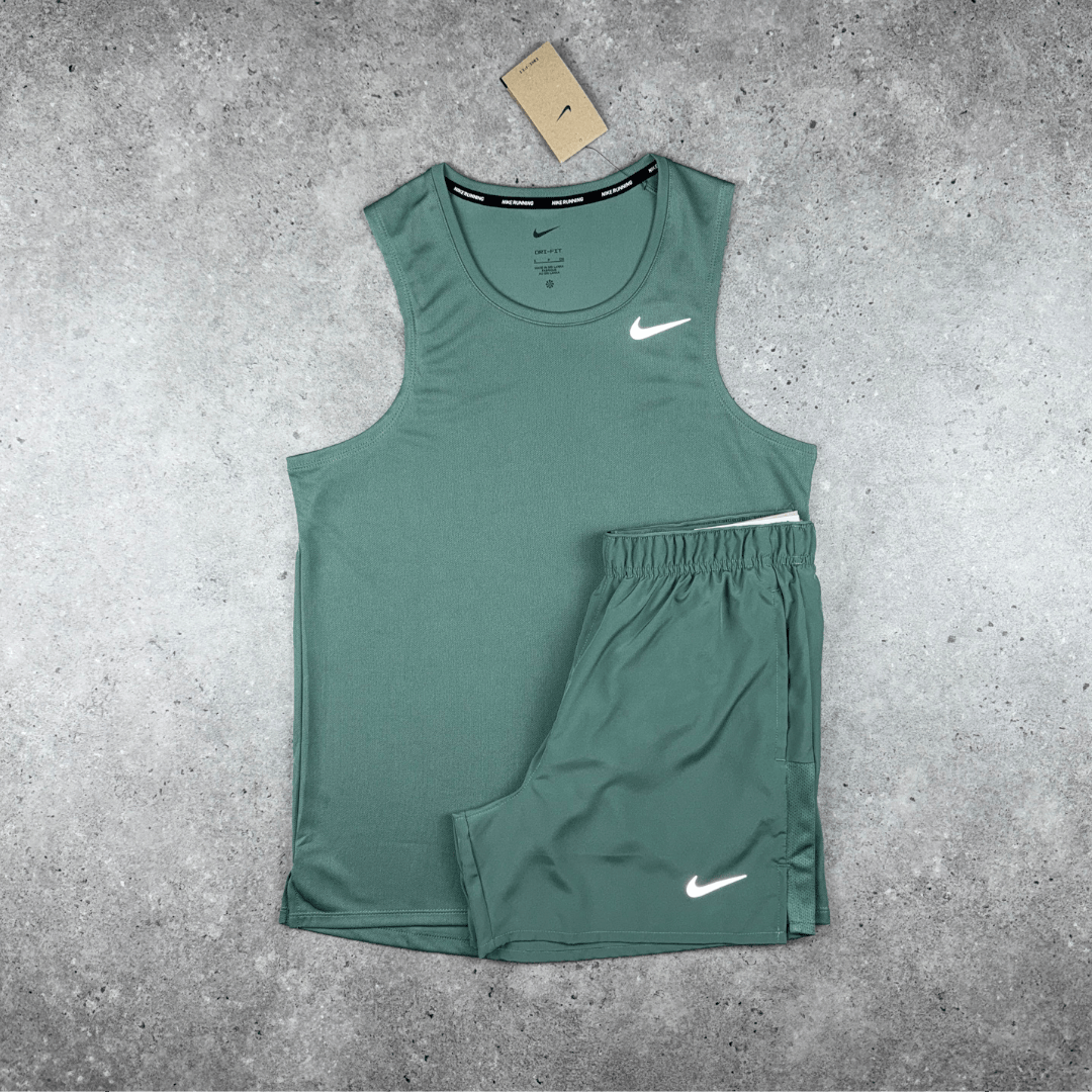 Nike miler vest short set 'clay green'