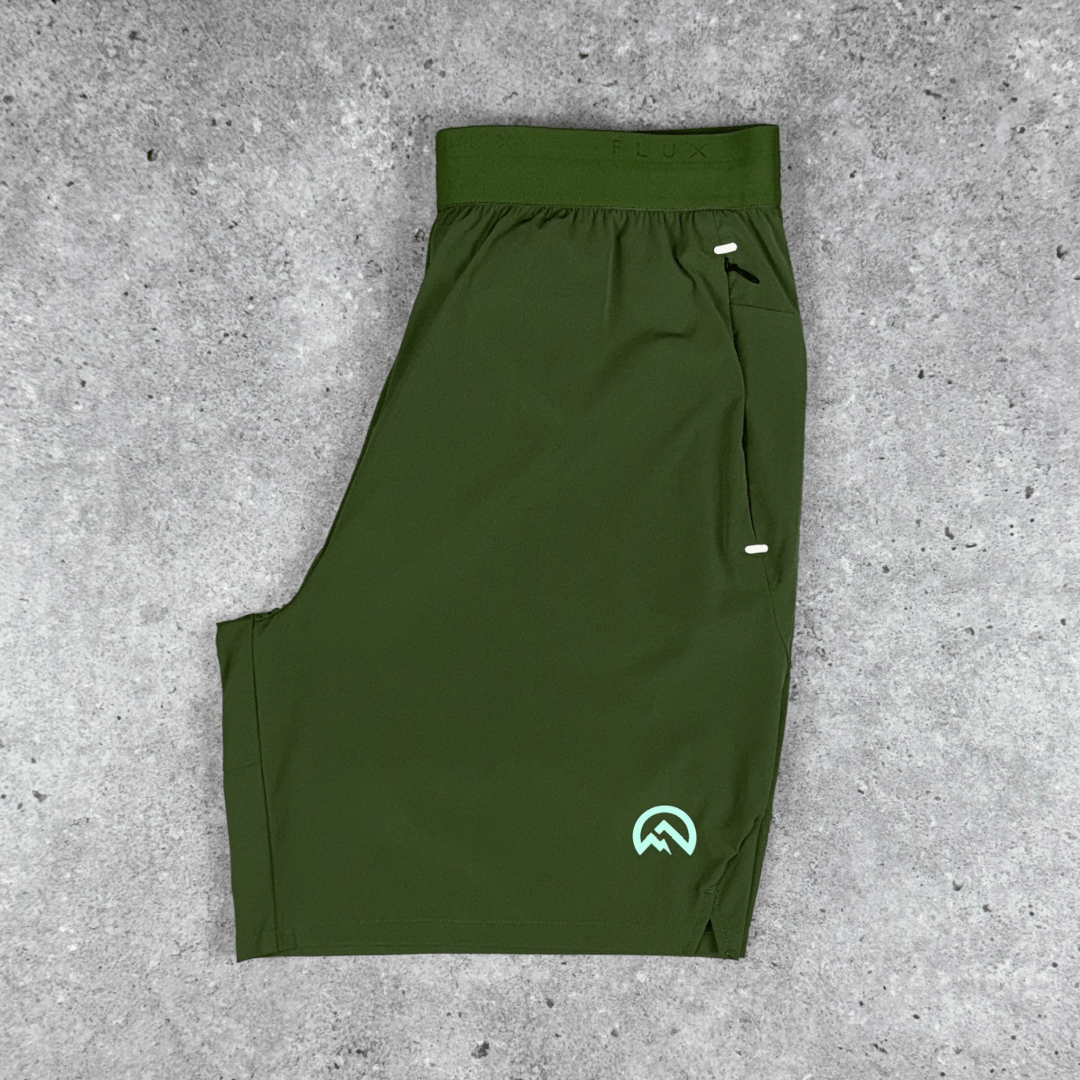 Flux Versatility short 'khaki/alkaline' SS25