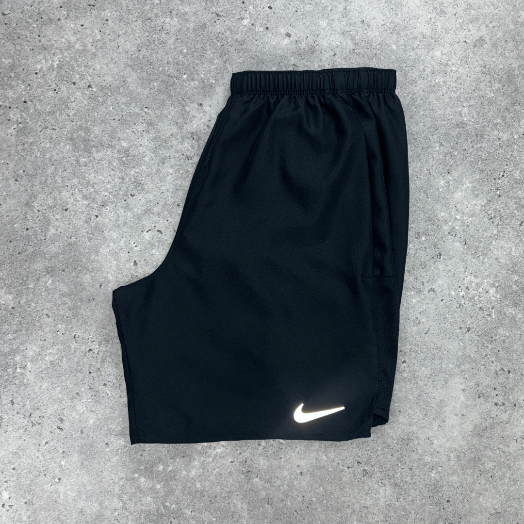 Men's Nike challenger 18cm shorts in black