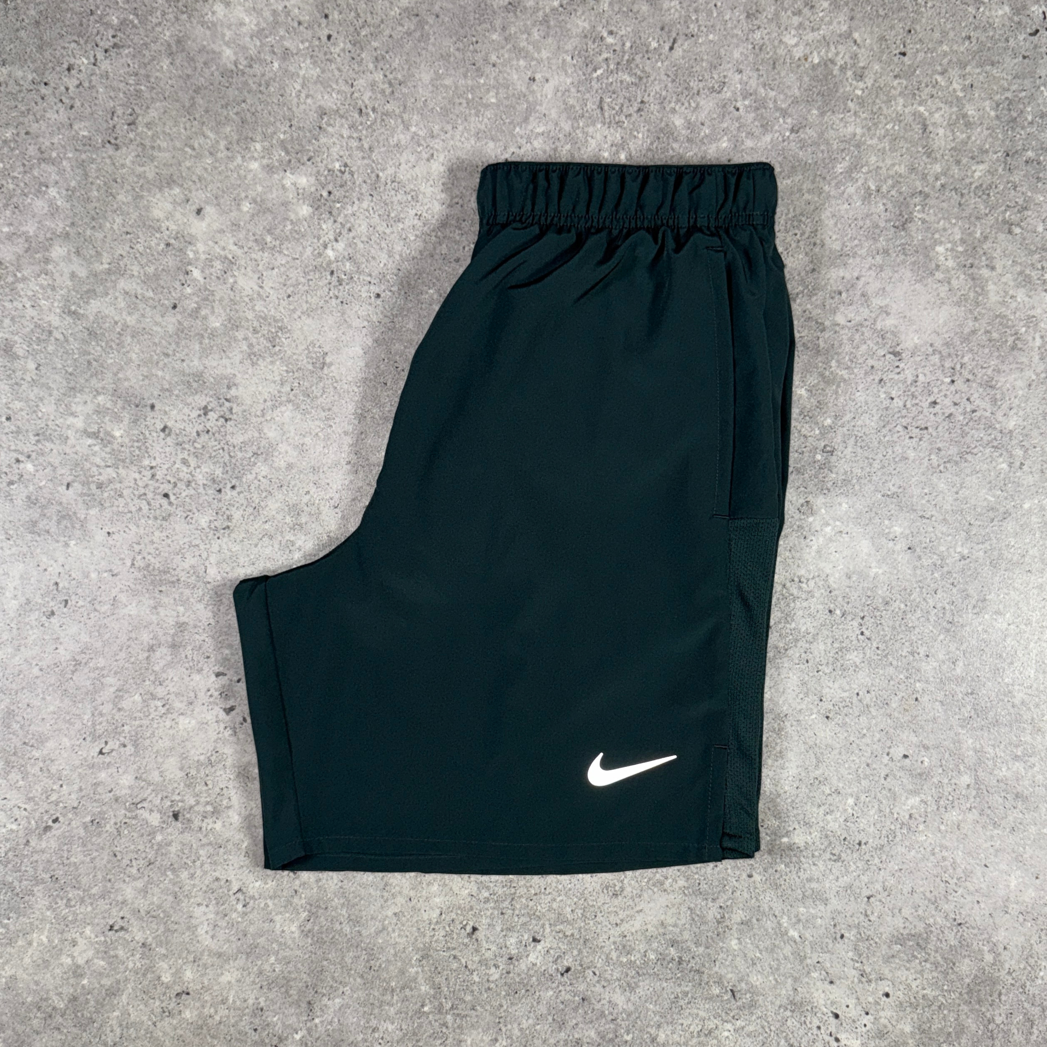 Nike windrunner miler challenger short tri-set 'seaweed/cannon'