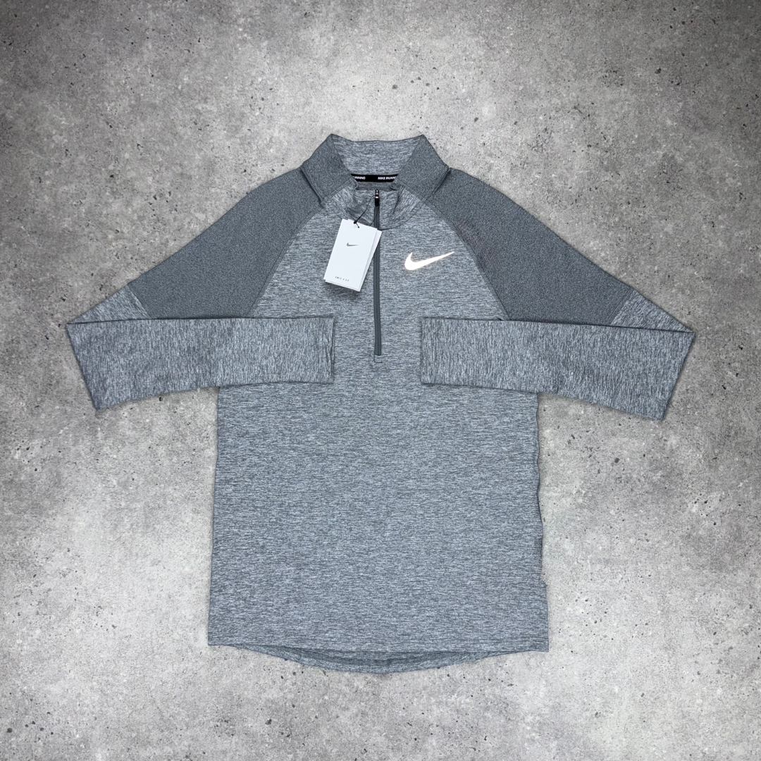 Men's Nike 1/4 zip running top in grey