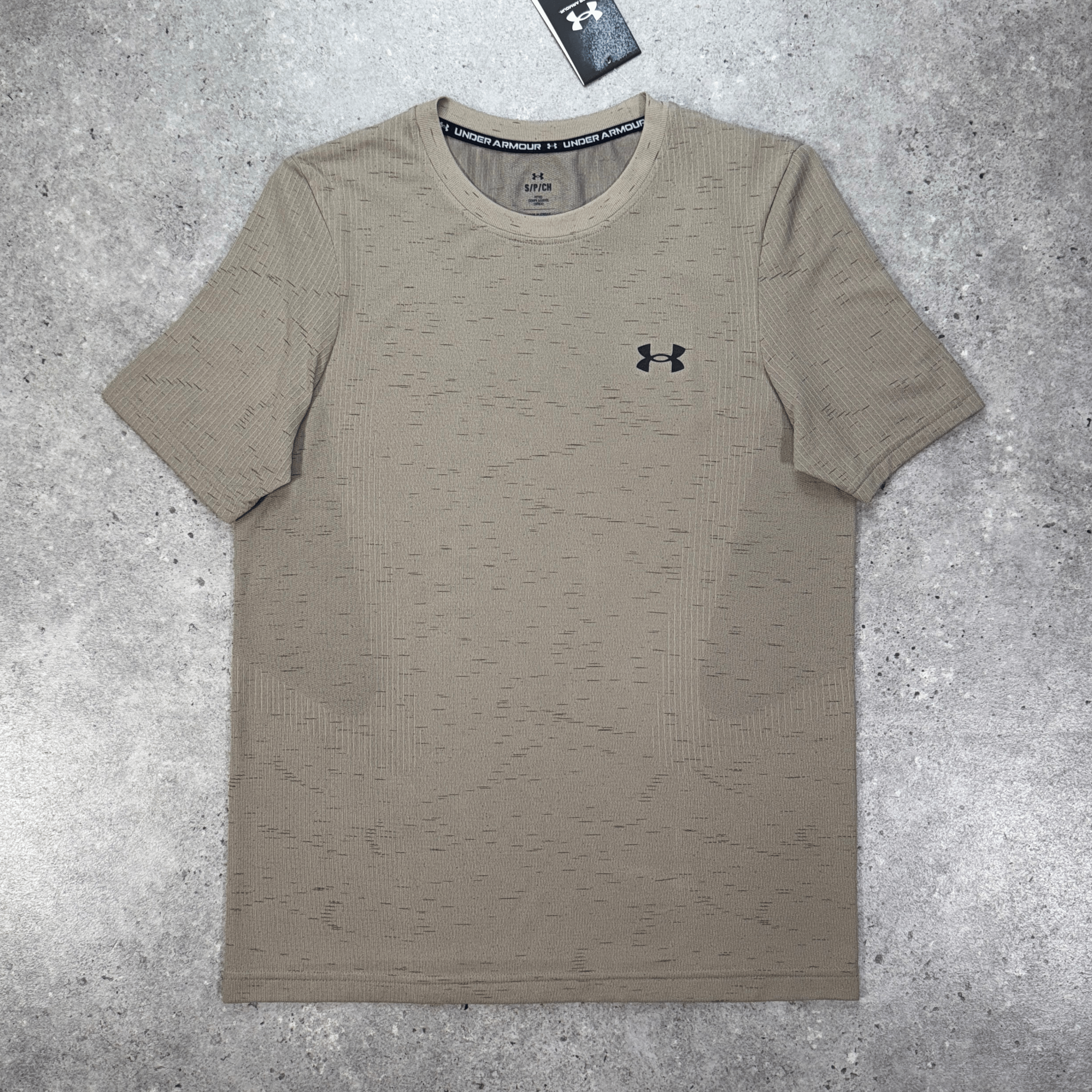 Under armour velocity t-shirt 'beige'