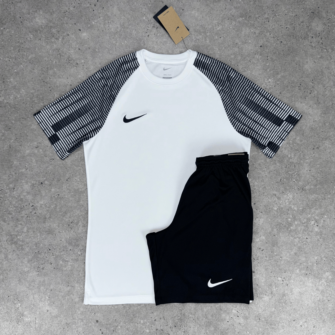 Nike academy strike t-shirt 'white/black'