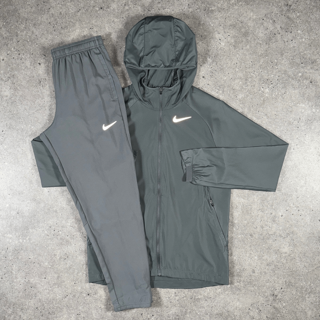 Men's Nike essentials jacket pants set in grey