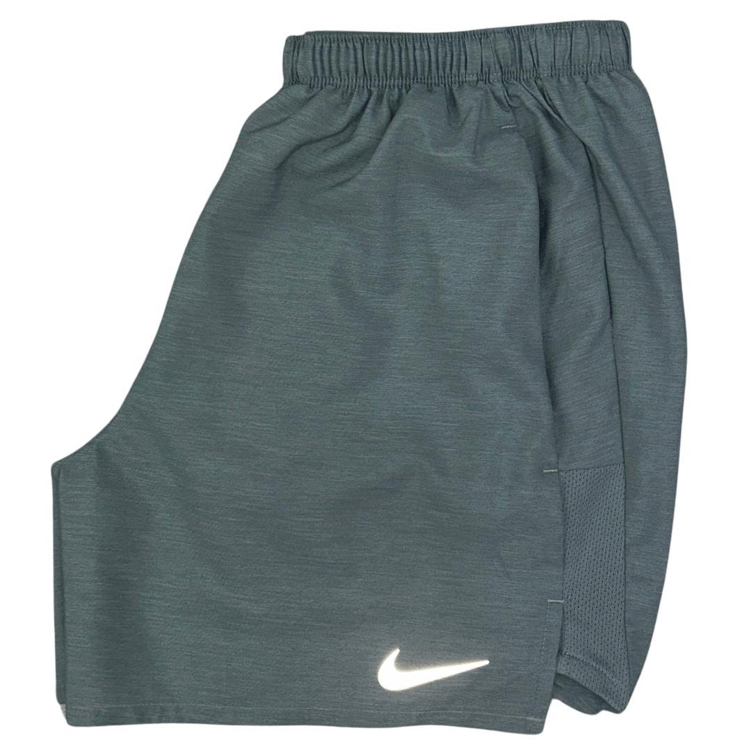 Nike challenger 13cm shorts 'grey'