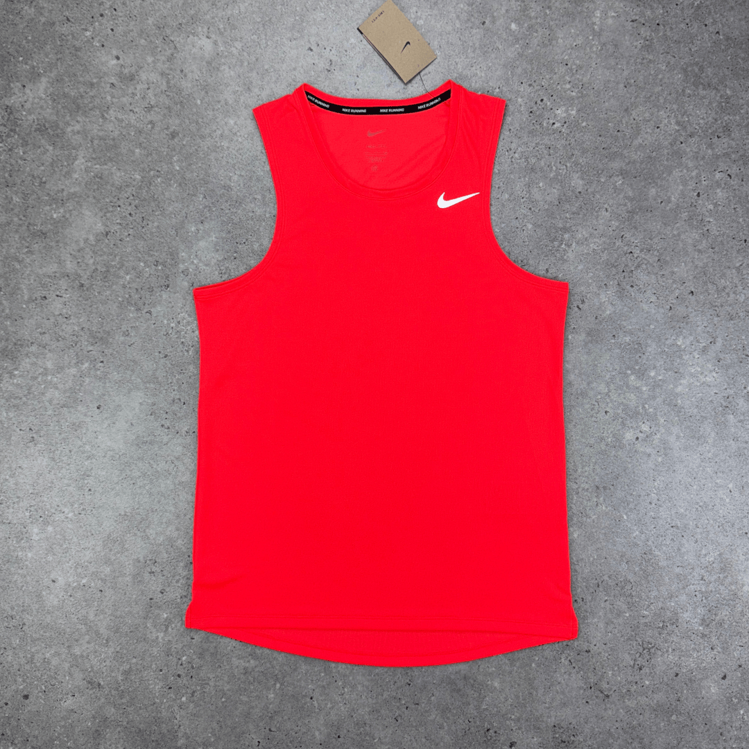 Nike miler vest 'crimson'