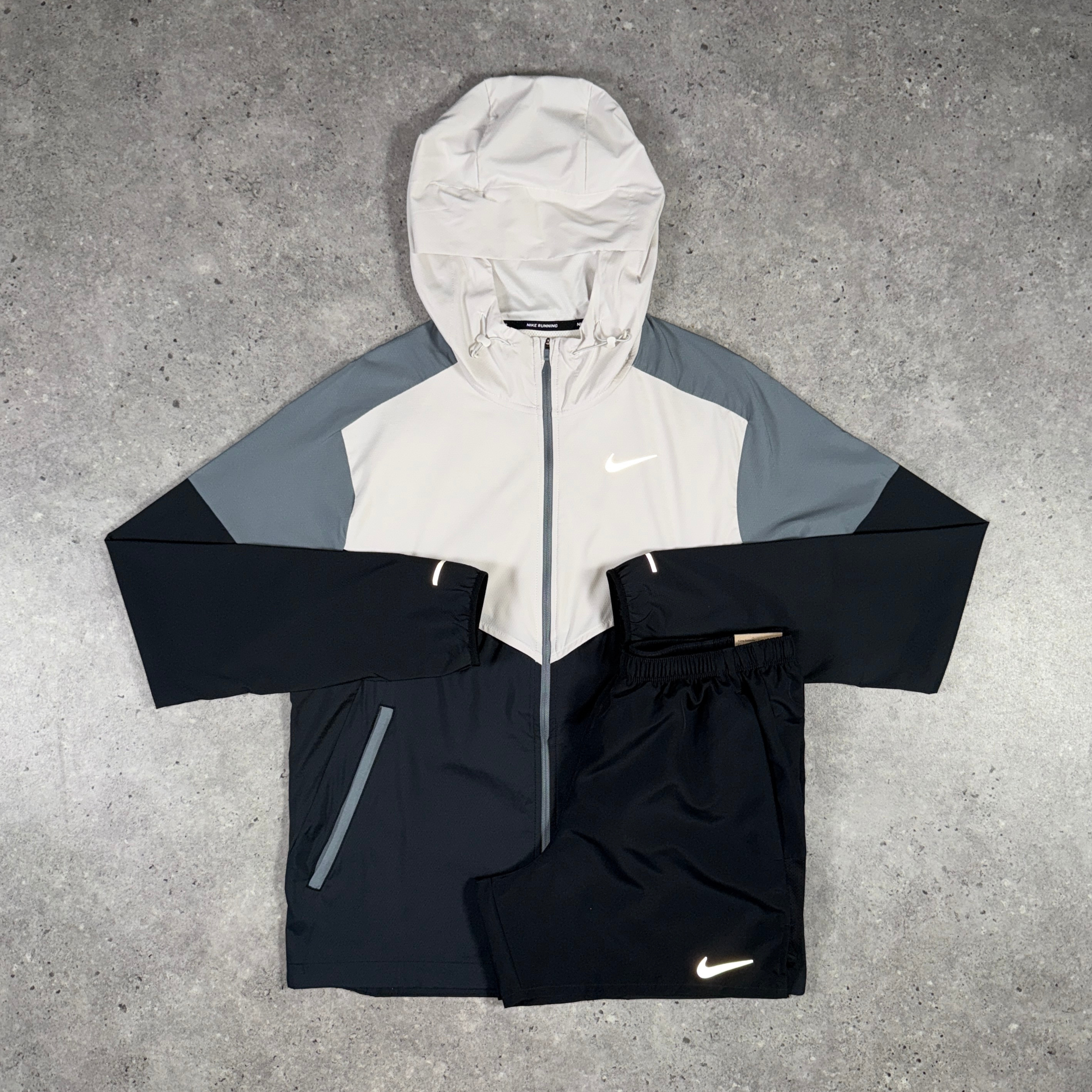 Nike windrunner miler challenger short tri-set 'light bone/black'