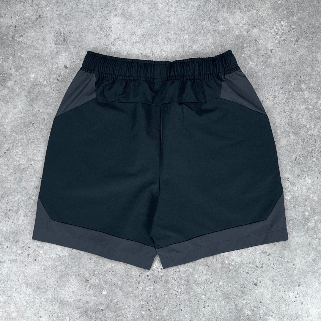 Altryn Elliot Tech Shorts 'Black/Grey'