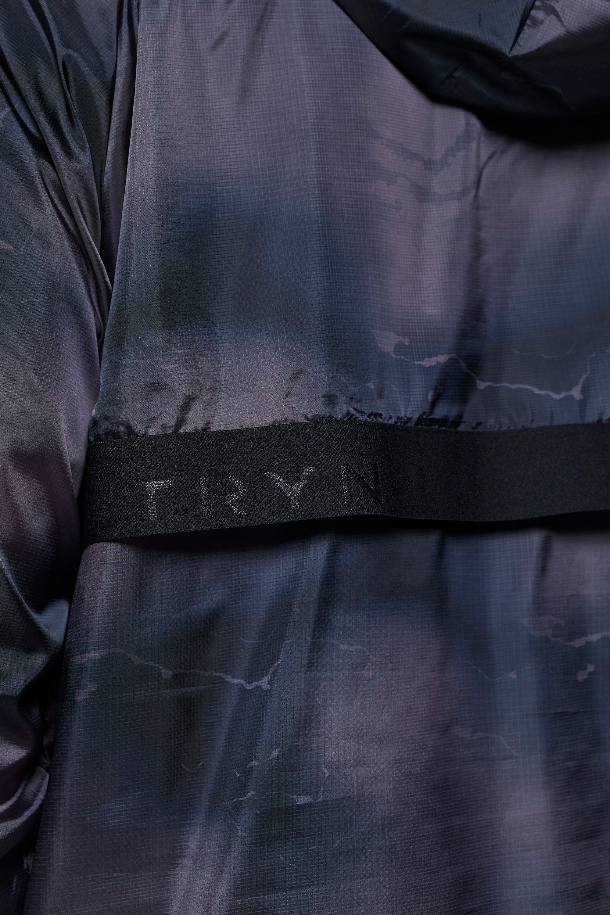 Altryn Eden Lightweight Jacket 'Black Smoke'