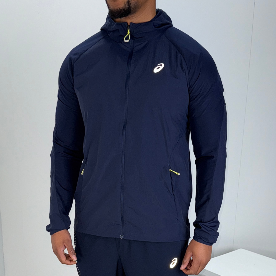 Men's Asics road packable lightweight jacket in midnight