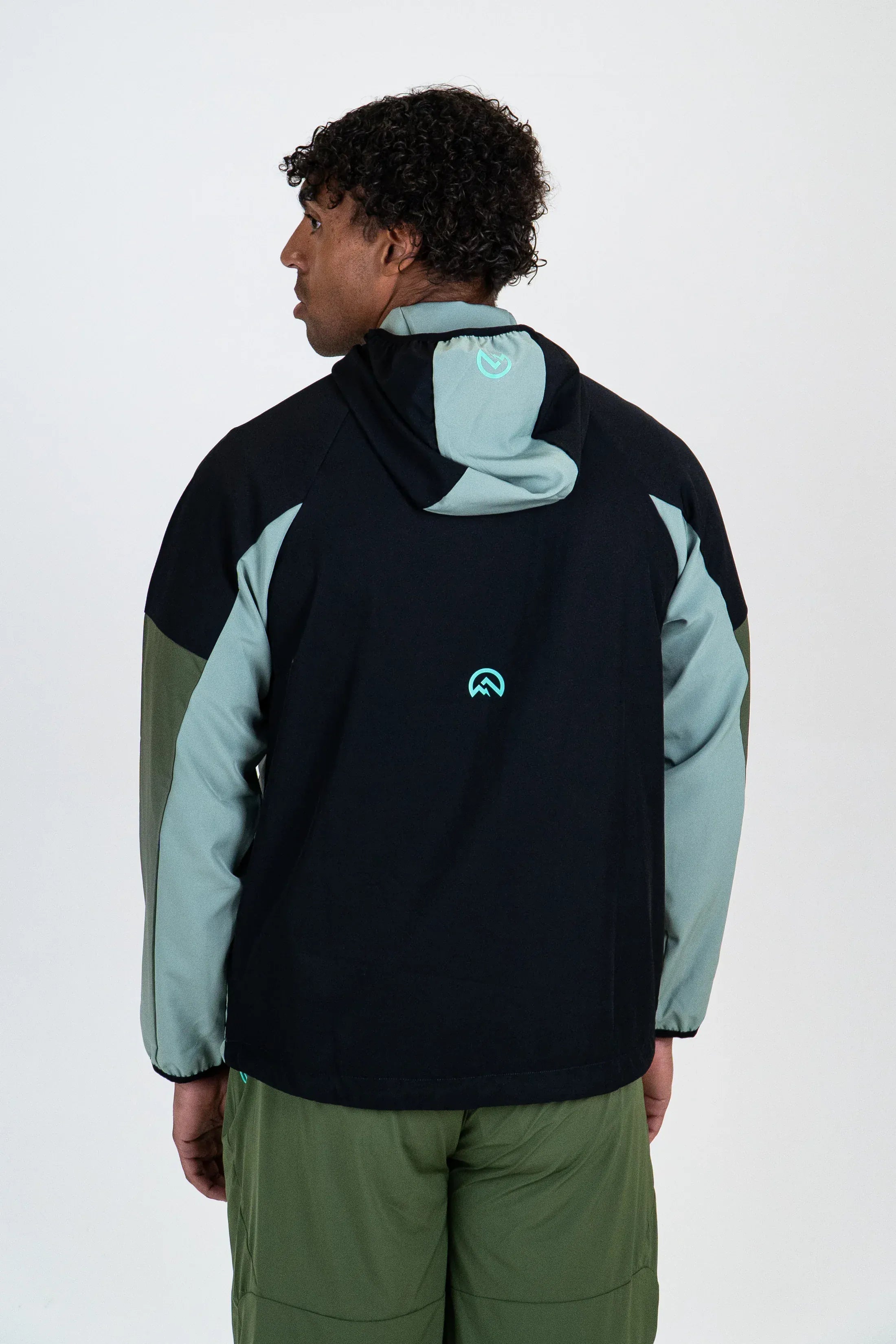 Flux gradient jacket 'GREEN/ALKALINE' SS25