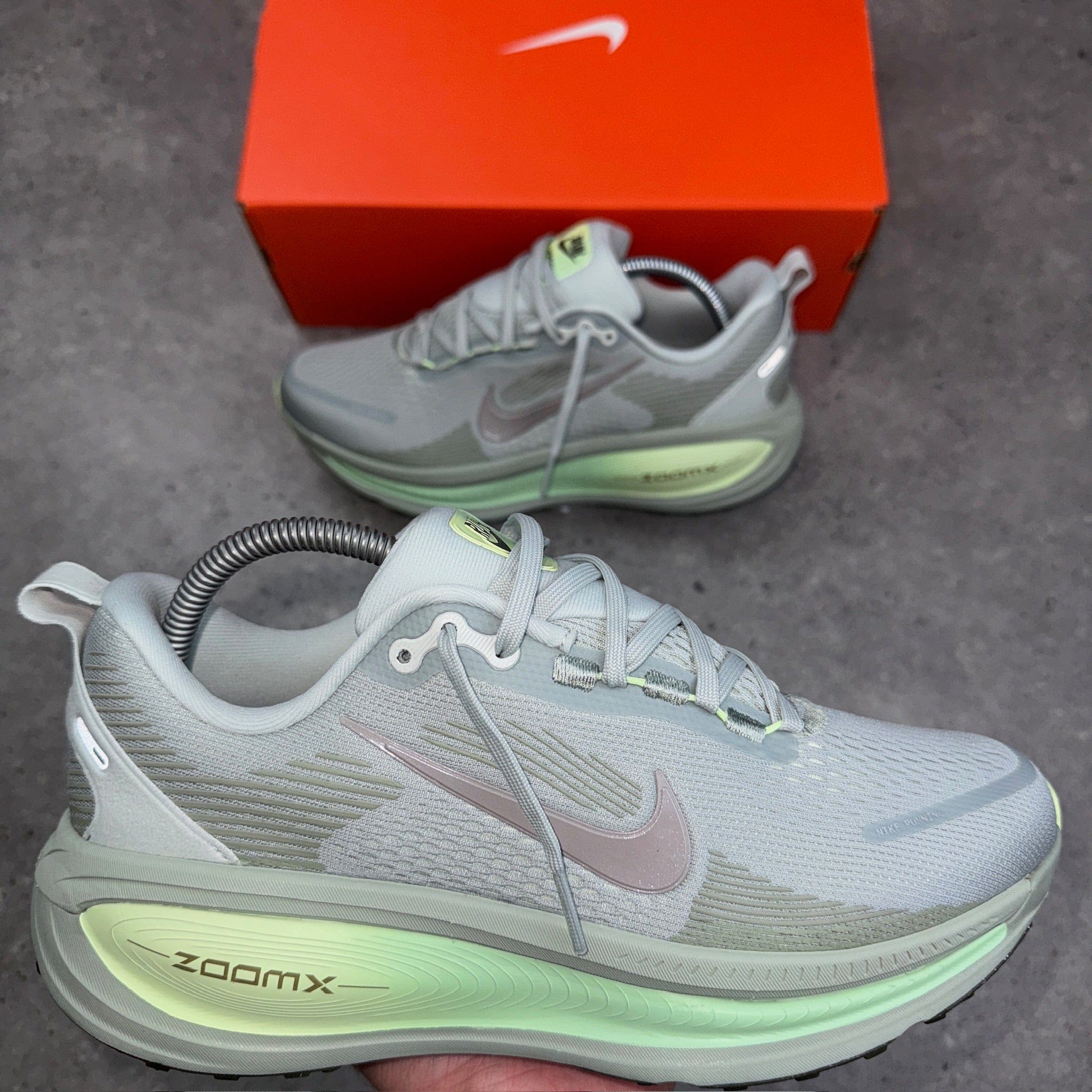 Nike vomero 18 'dusty olive'