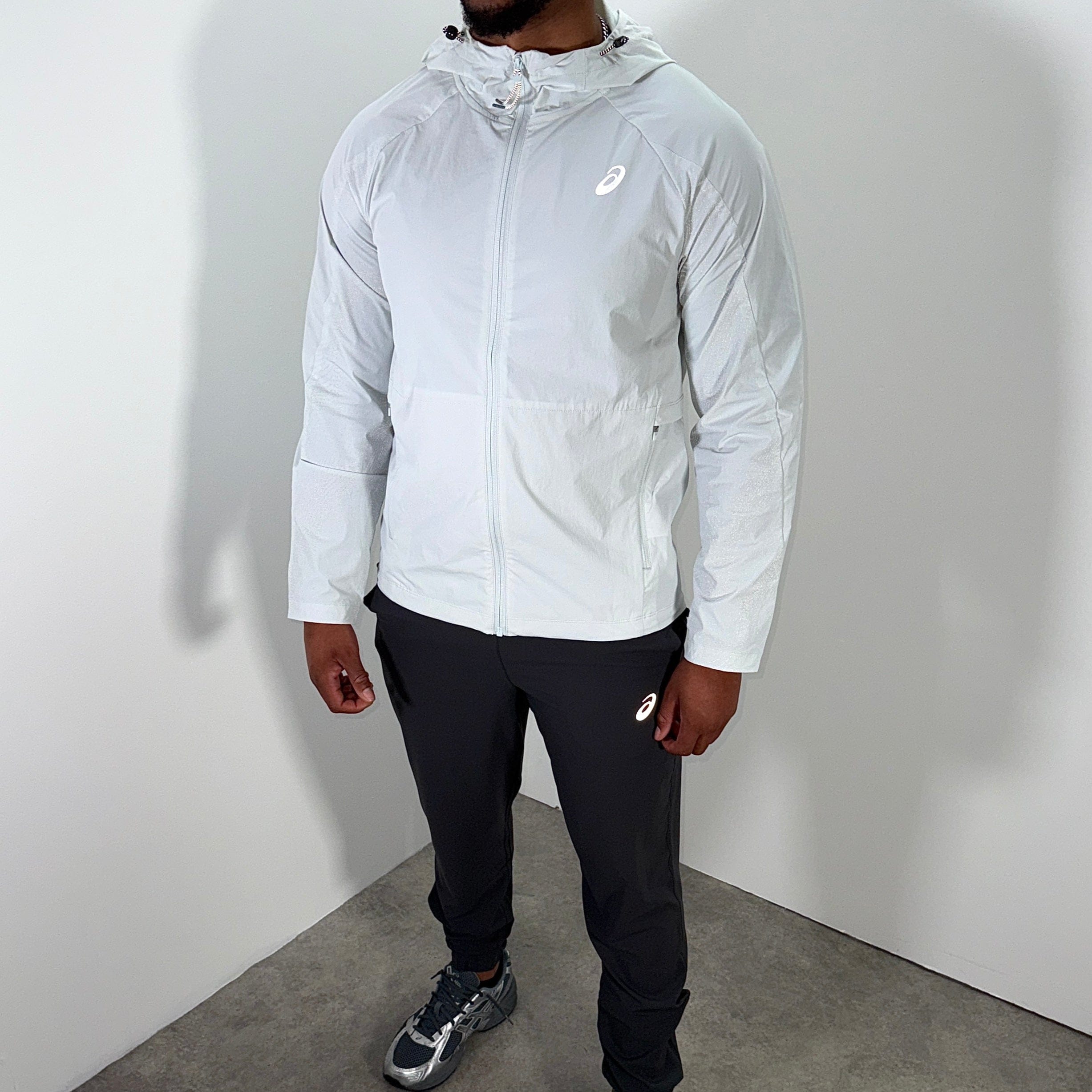 Asics reflective jacket pants set 'white/grey'