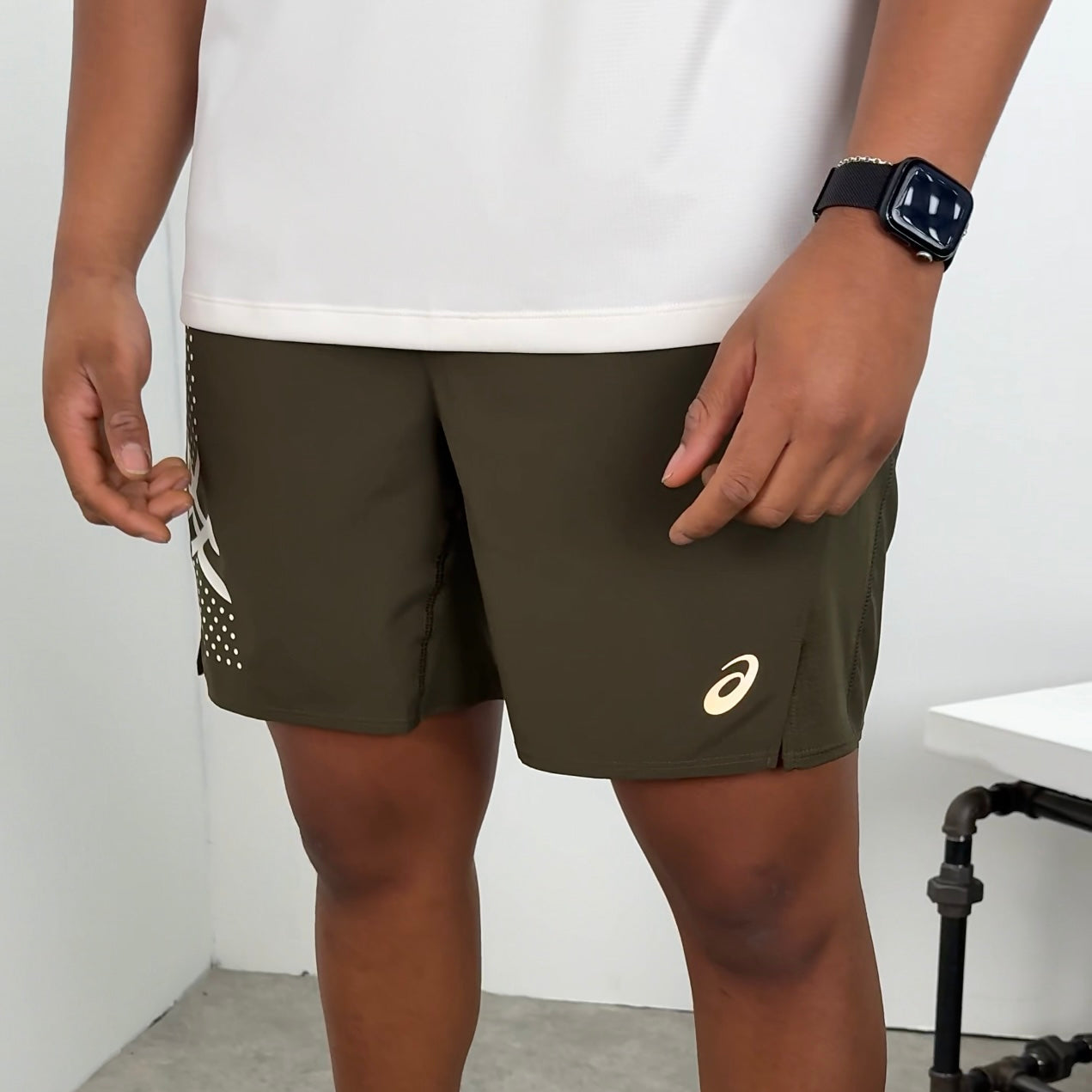 Men's Asics icon short 18cm in brown