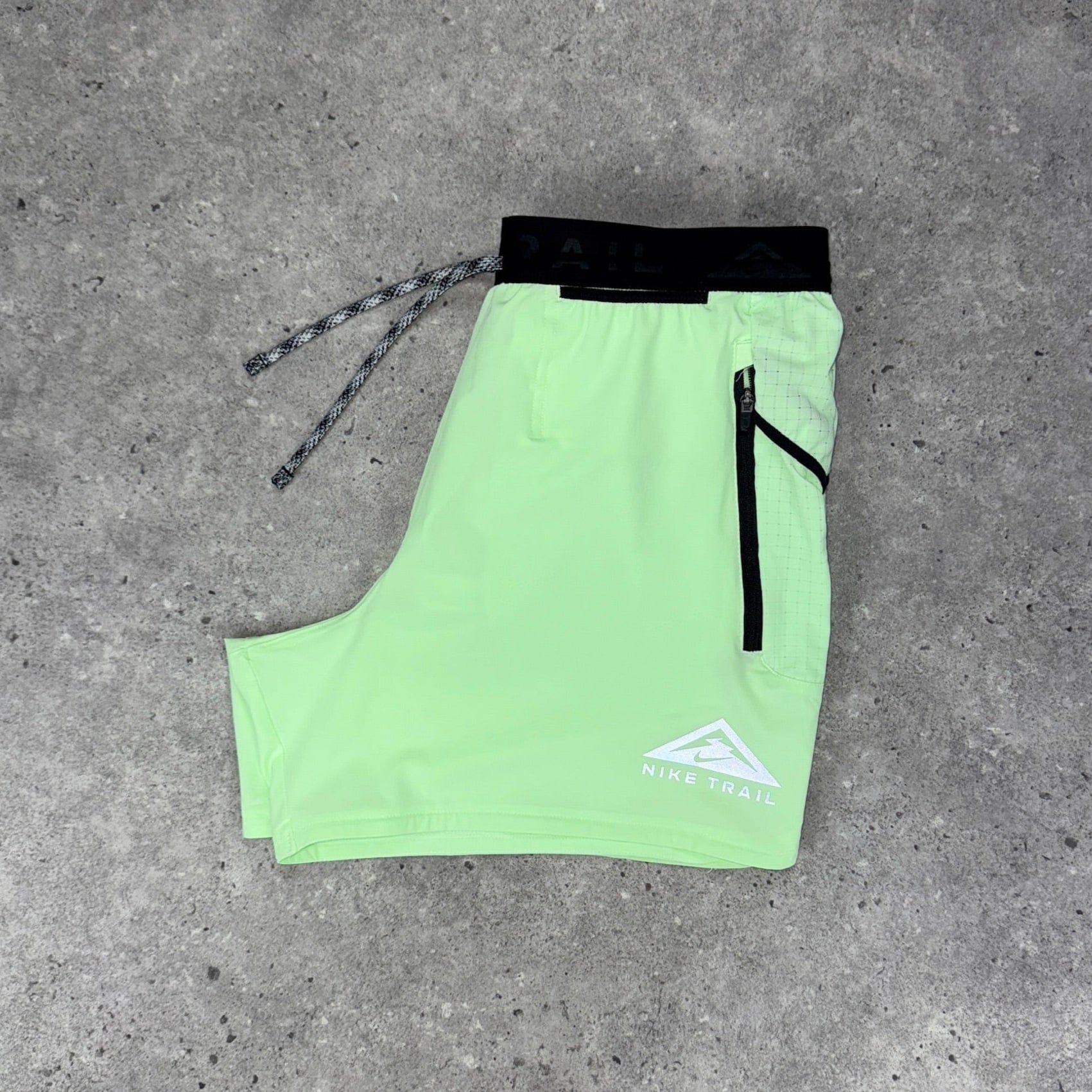 Nike flex 13cm trail shorts 'vapour green'