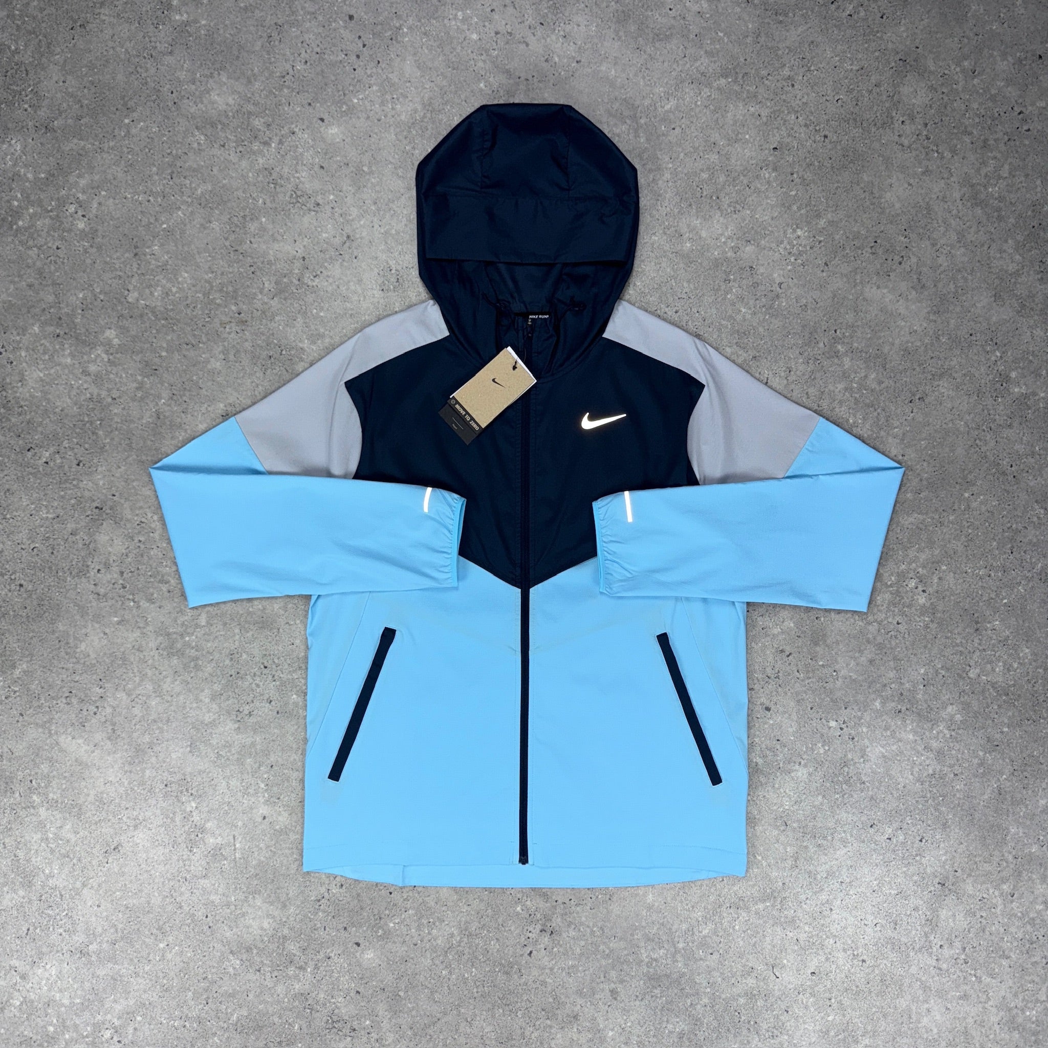 Nike windrunner 'aquarius blue' short set