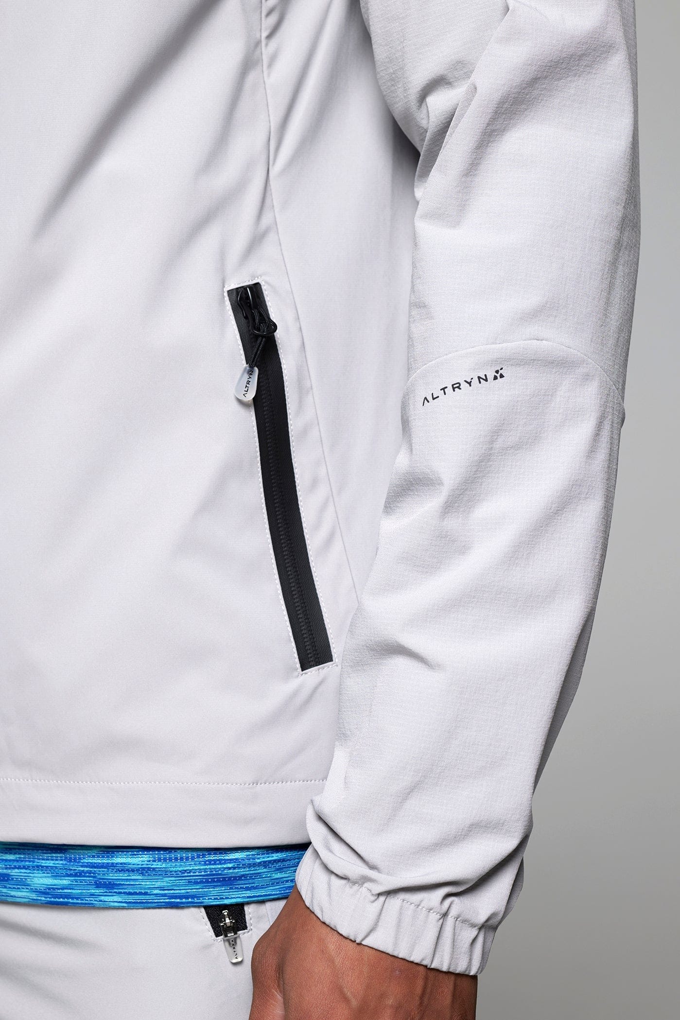 Altryn Ascend Tech Running Jacket 'Greystone'