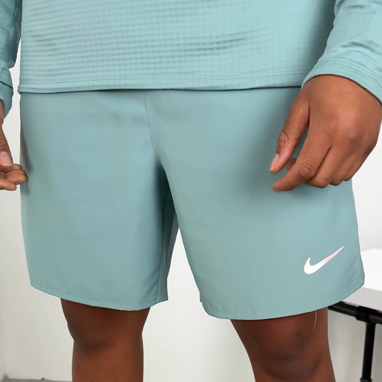 Men's Nike challenger 18cm shorts in cannon