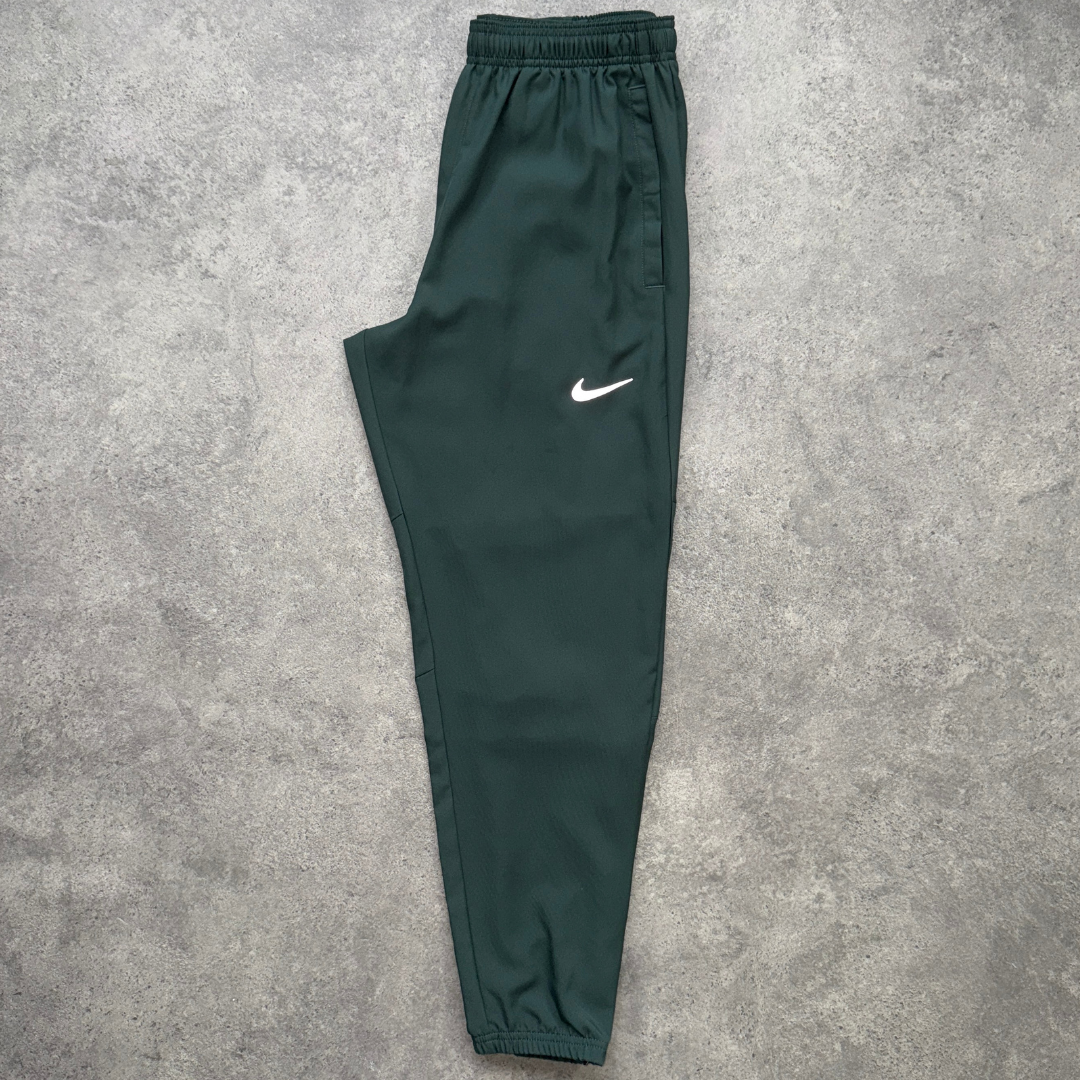Men's Nike challenger woven running pants in vintage green
