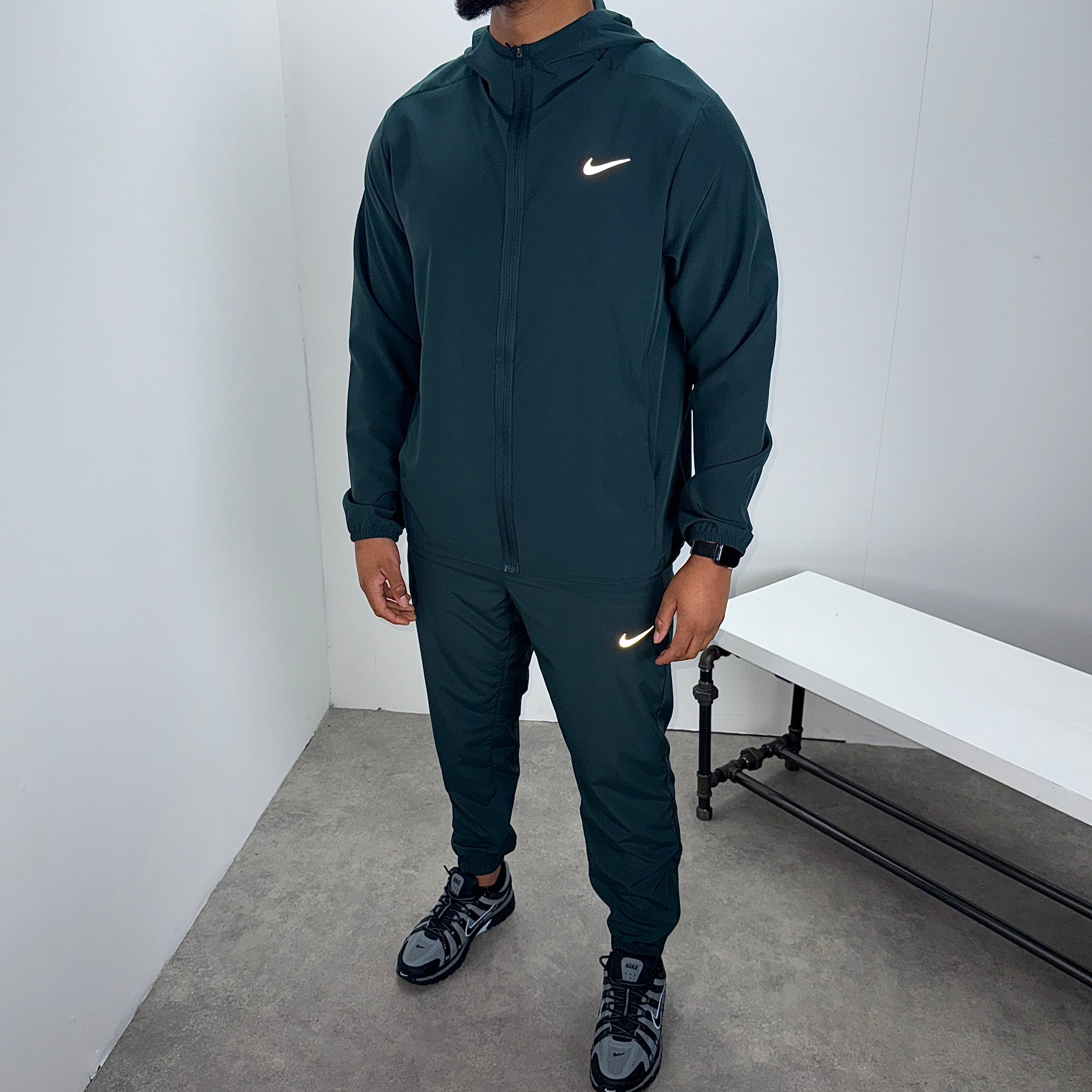 Nike form jacket 'seaweed'
