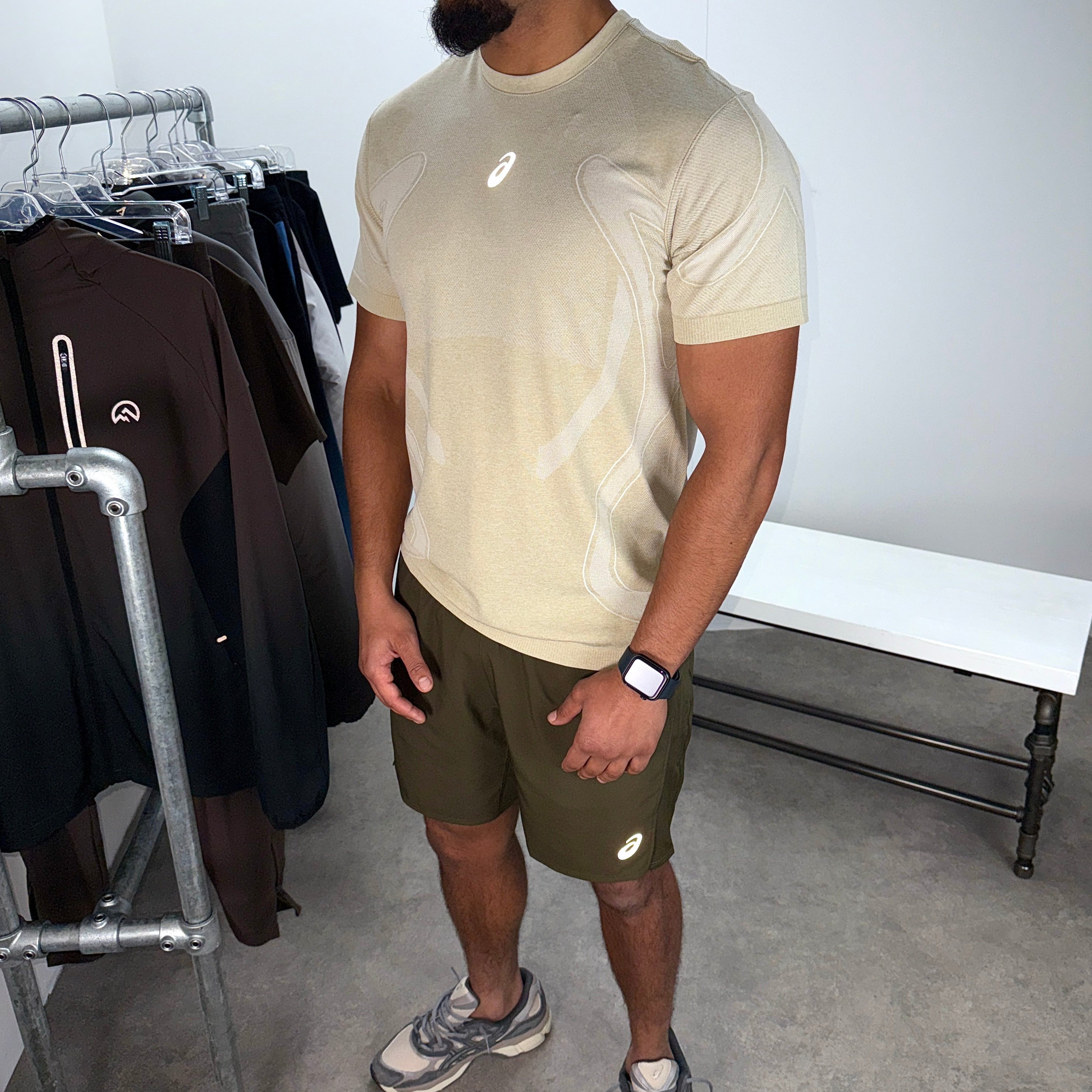 Asics performance run short 18cm 'brownstone'