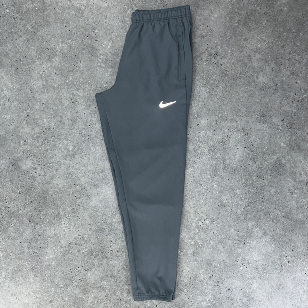 Nike aerolayer jacket challenger pants set 'black/grey'