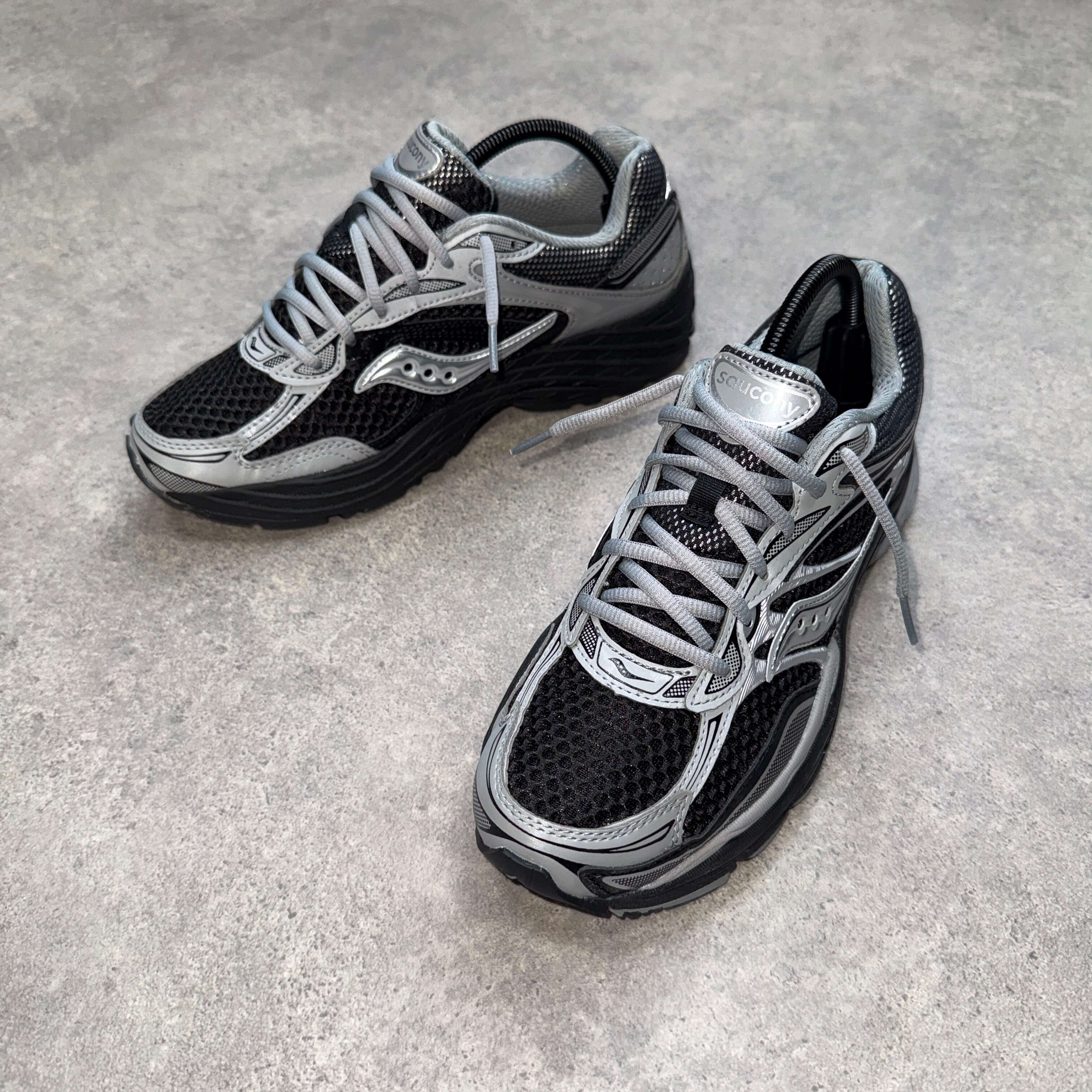 Saucony ProGrid Omni 9 'Black/Silver'
