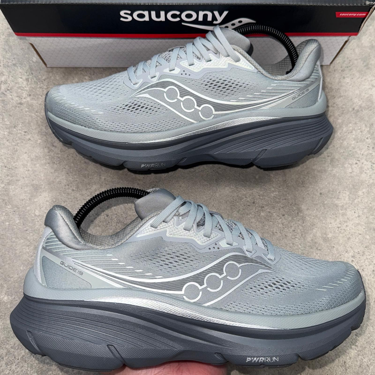 Saucony Guide 19 'Fossil/Carbon'