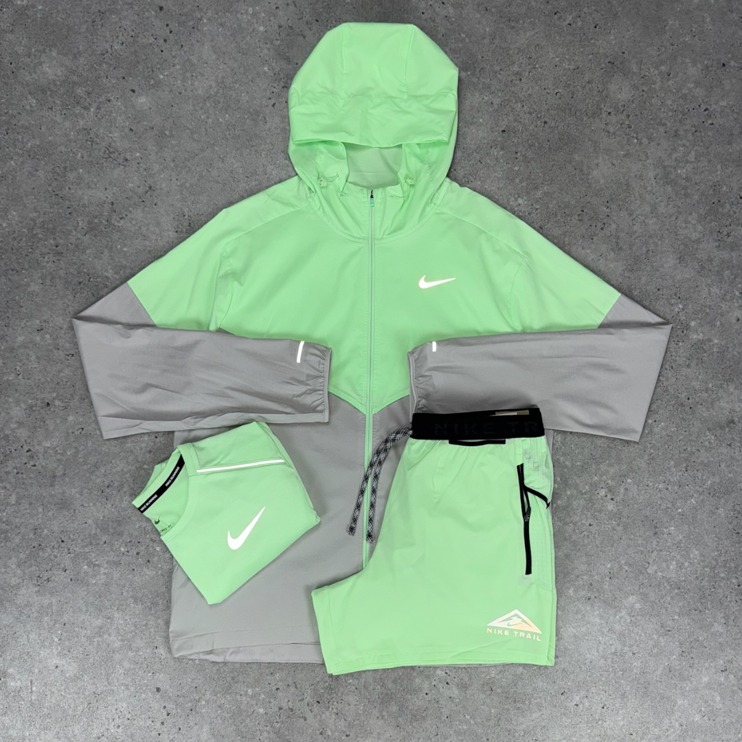 Nike 'vapour green'