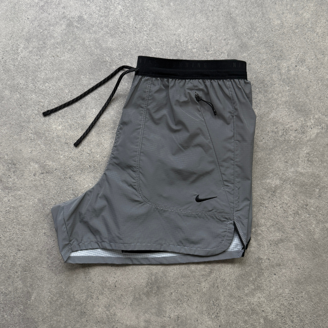 Nike run division 10cm 2in1 reflective shorts 'reflect silver'