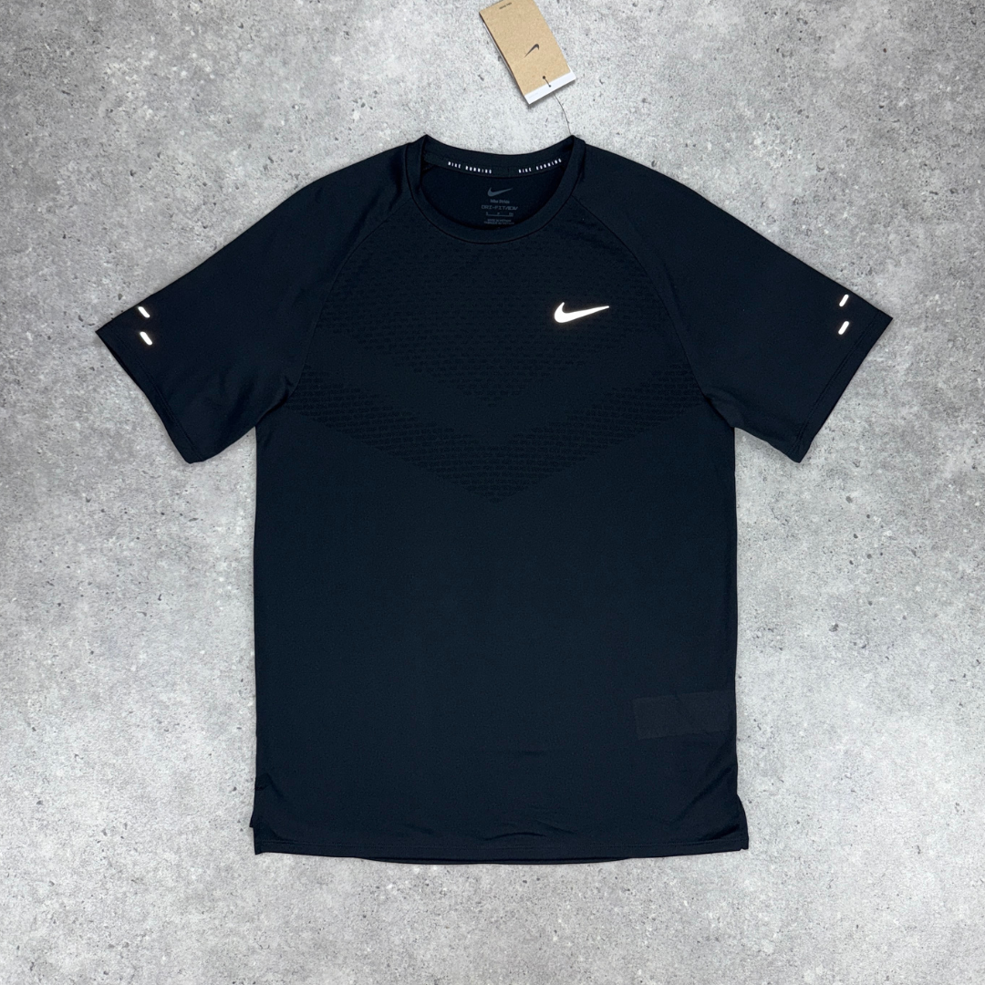 Nike stride t-shirt 'black'
