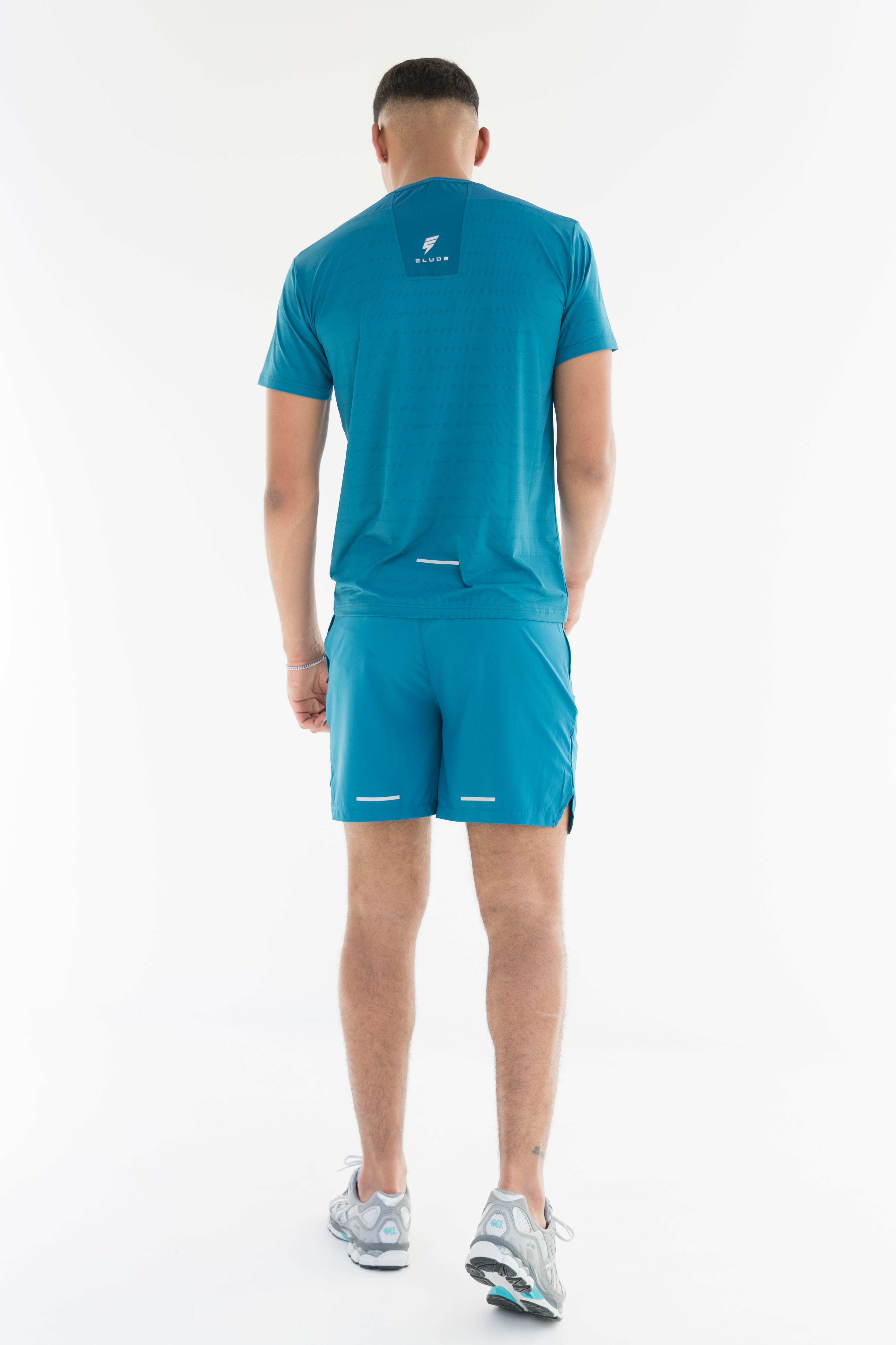 Elude vent shorts 'teal'