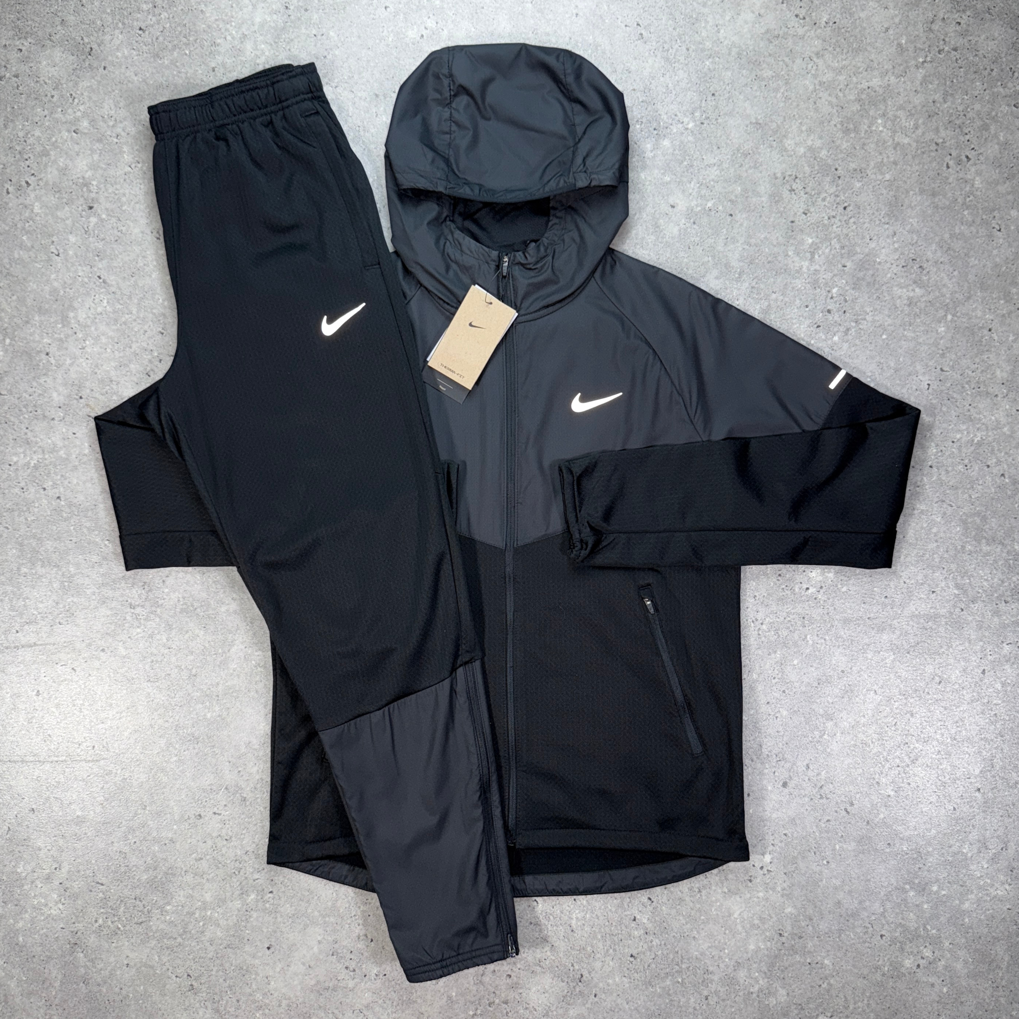 Nike sphere therma-fit tracksuit set 'black'