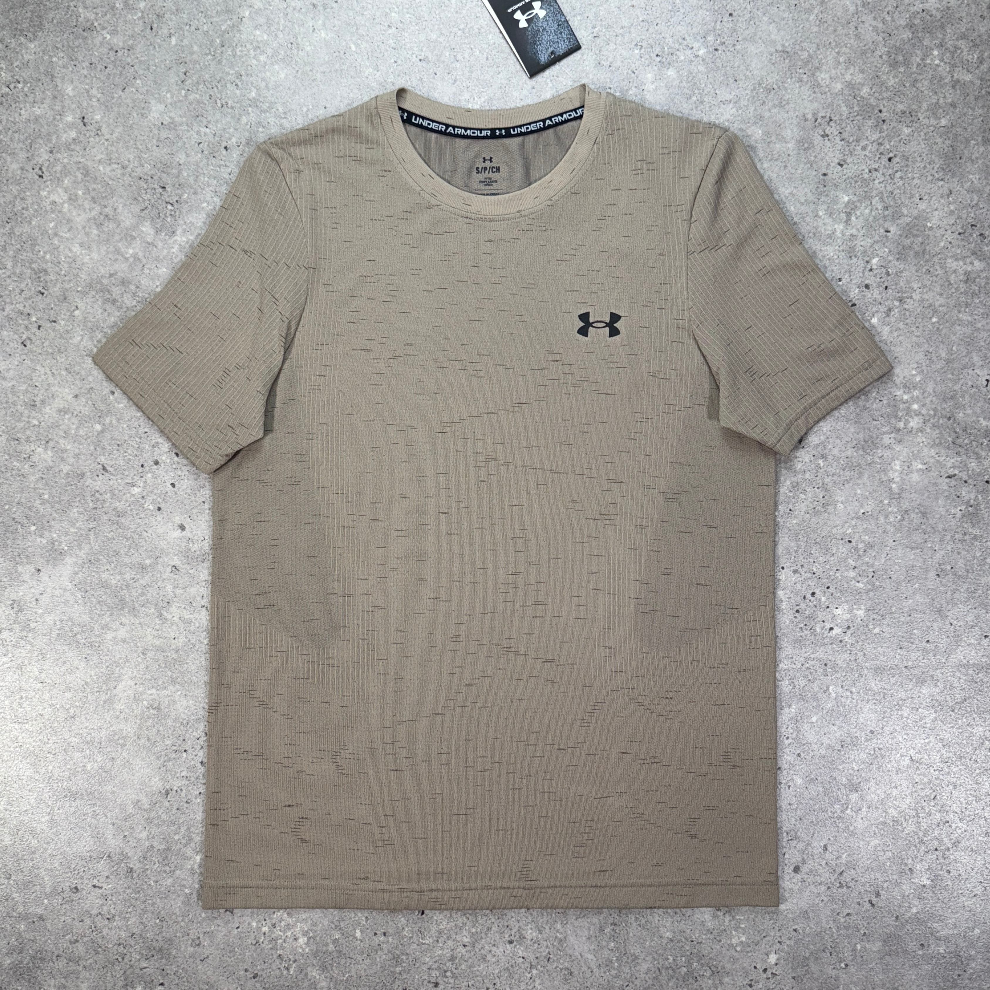 Under armour velocity 'beige' set