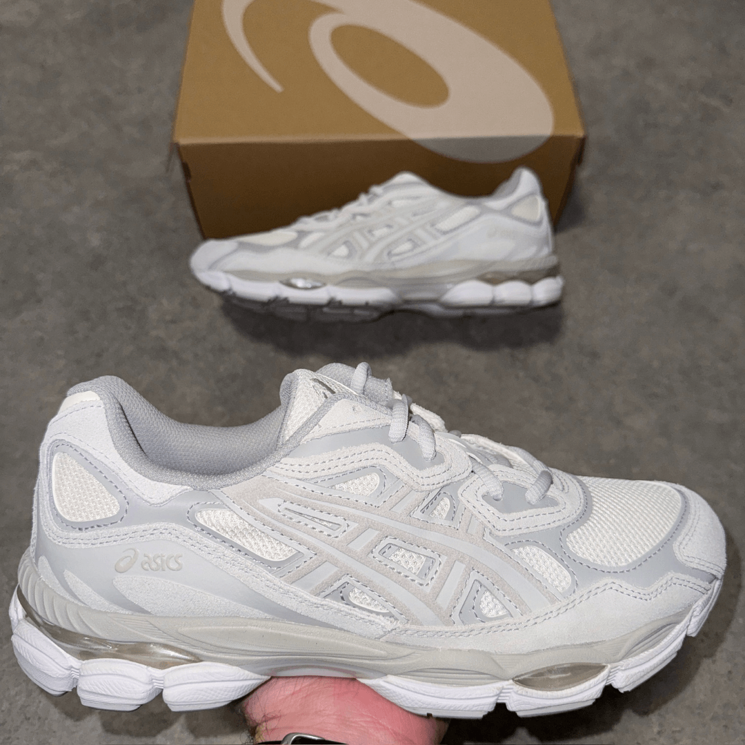 Men's ASICS Gel-NYC in Cream Cloud Grey