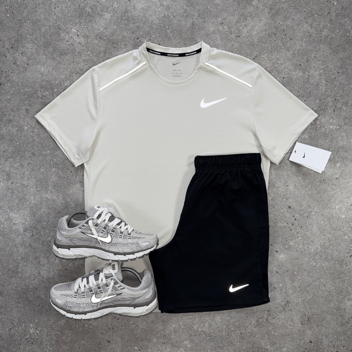 Nike miler P-6000 set 'light bone/iron ore'