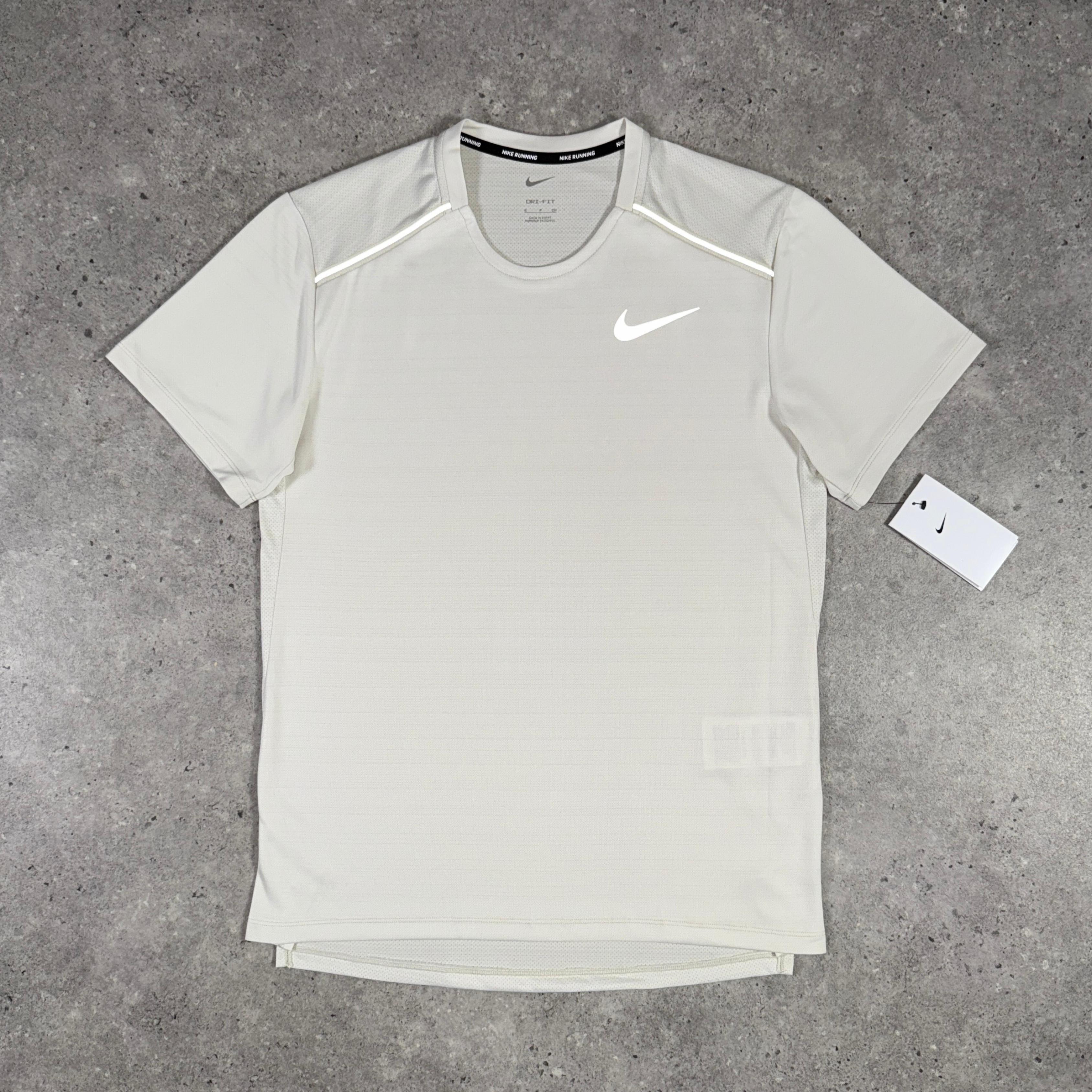 Nike miler 1.0 T-shirt 'light bone'
