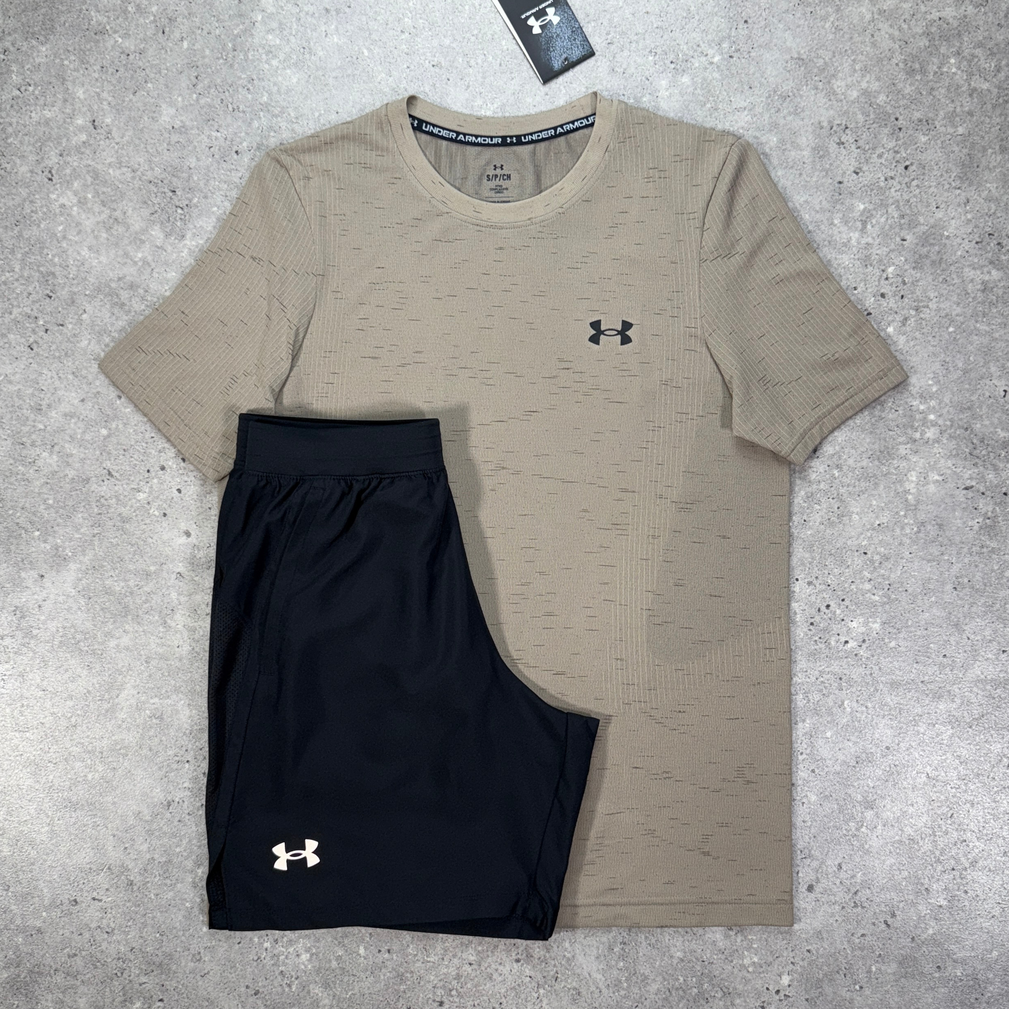 Under armour velocity 'beige' set