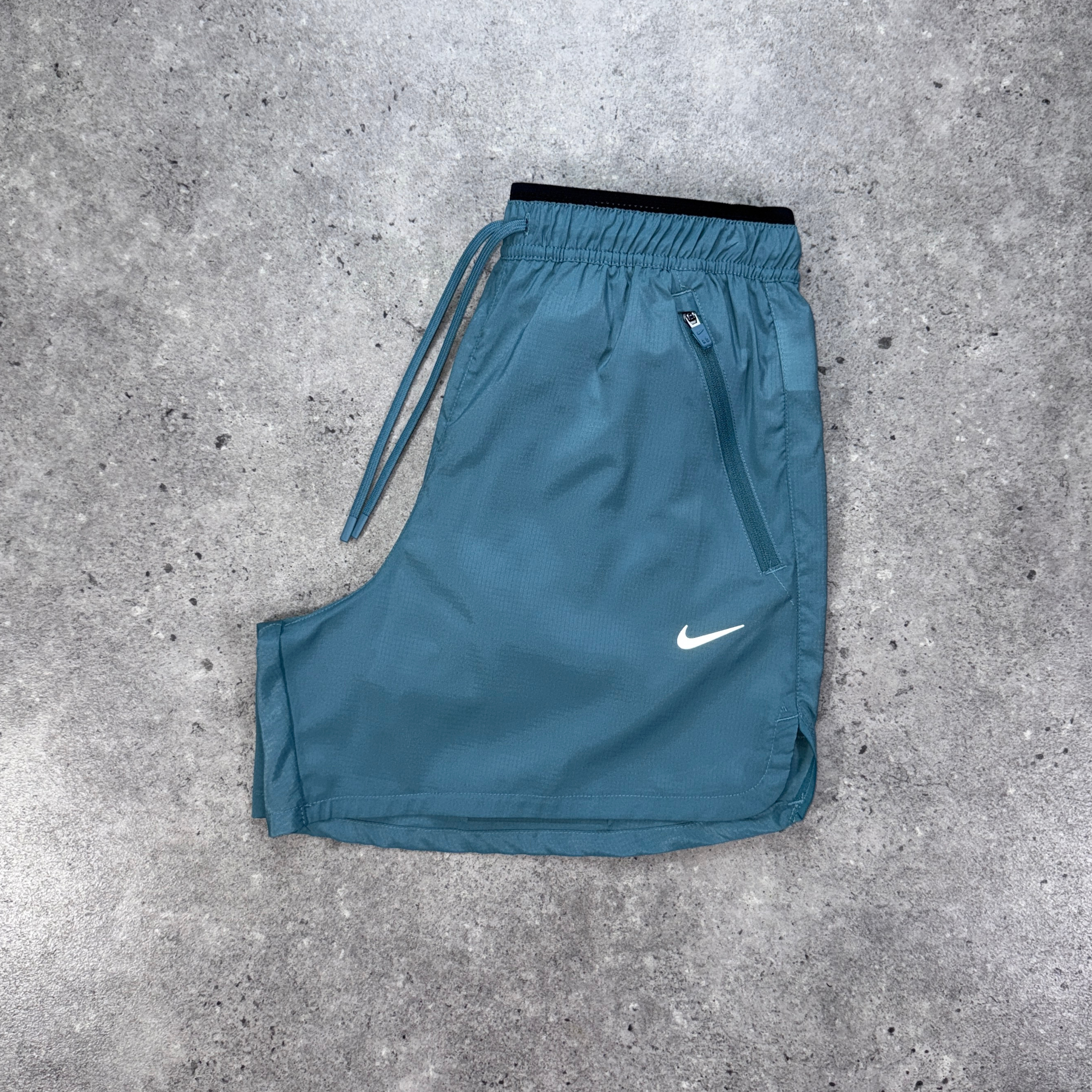 Nike rise running division set 'denim turquoise/smokey blue'