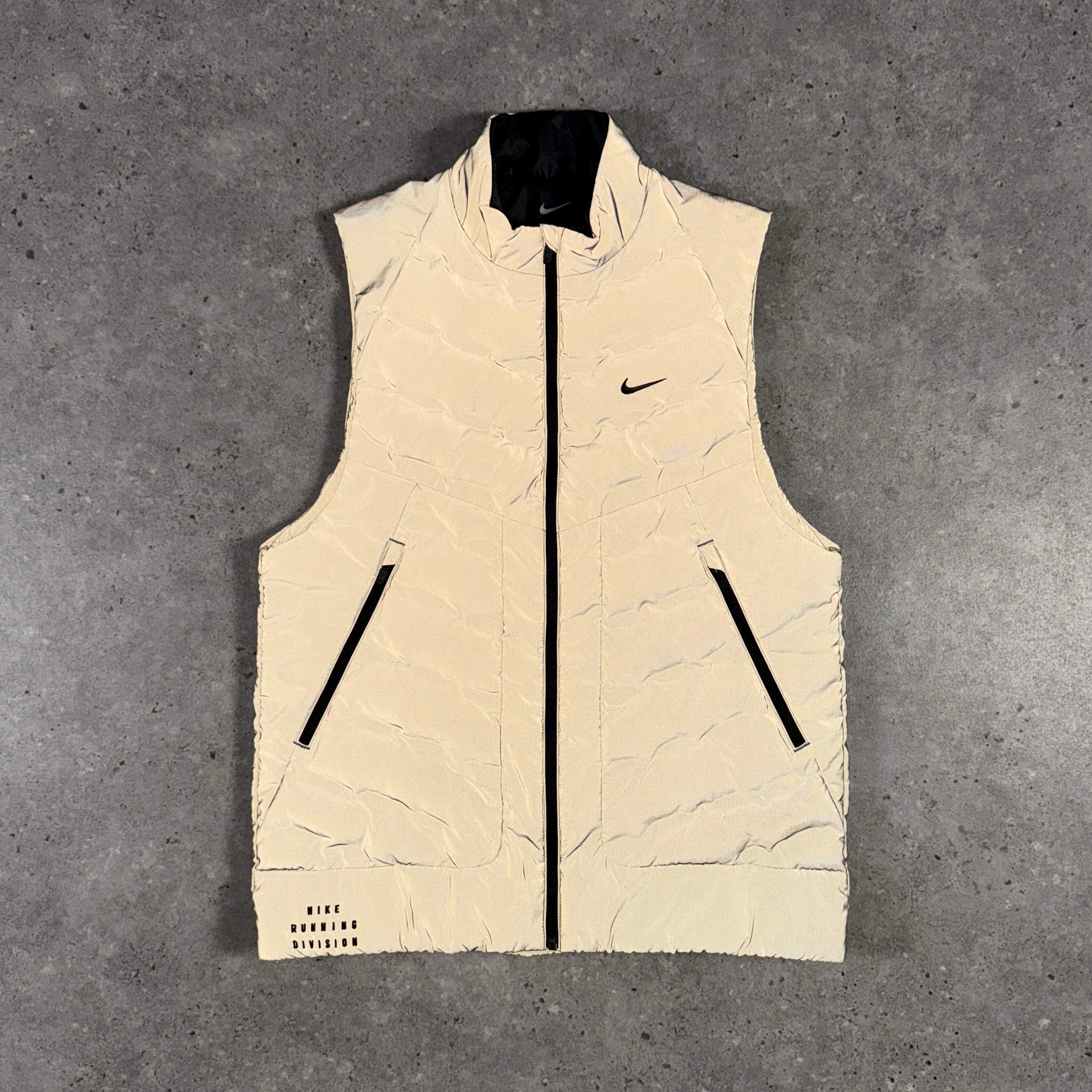 Nike run division reflective gilet 'reflect silver'