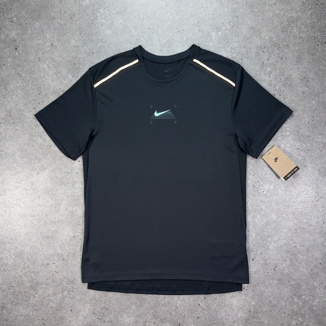 Nike graphic miler t-shirt 'cool grey'