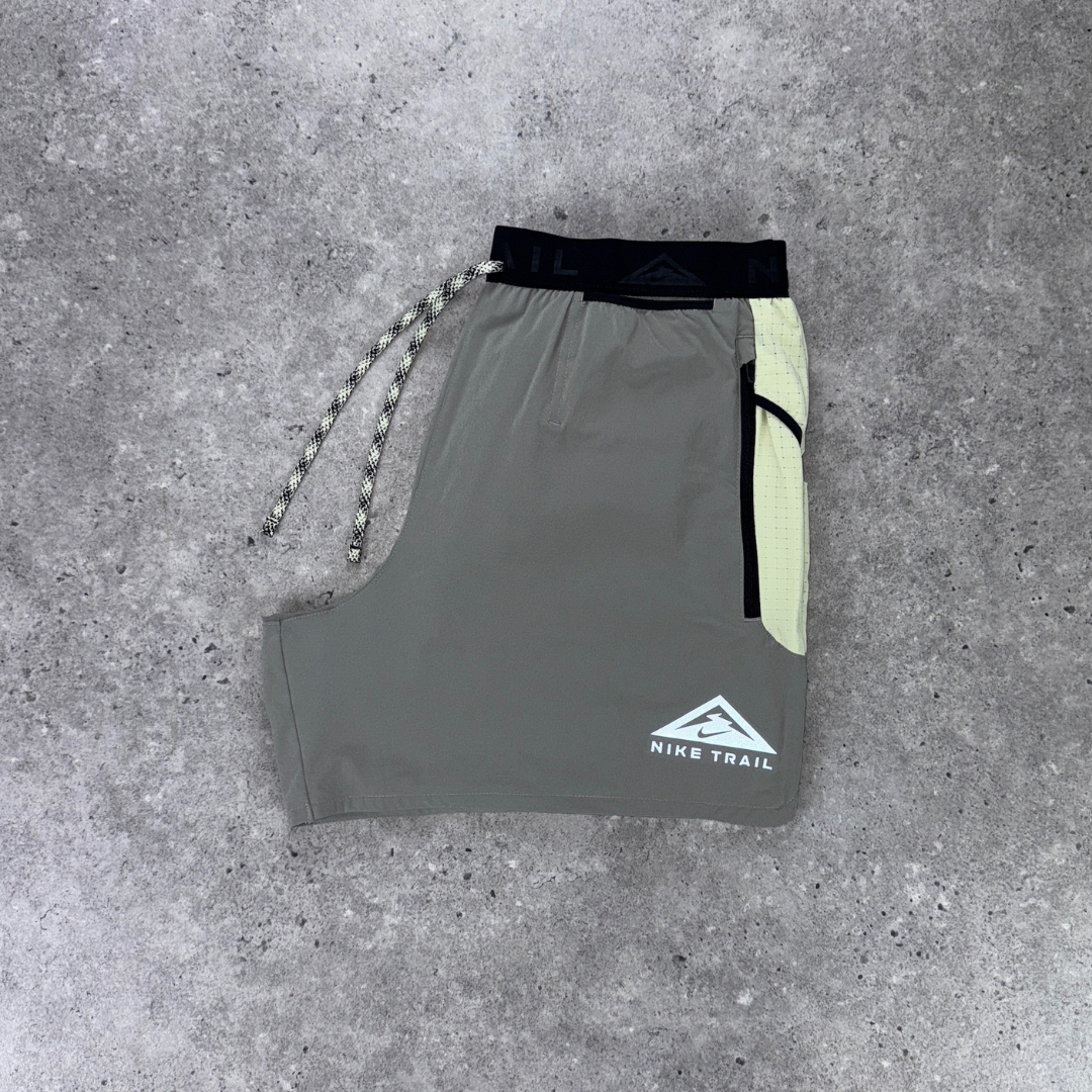 Nike flex 13cm trail shorts 'dark stucco/olive aura'