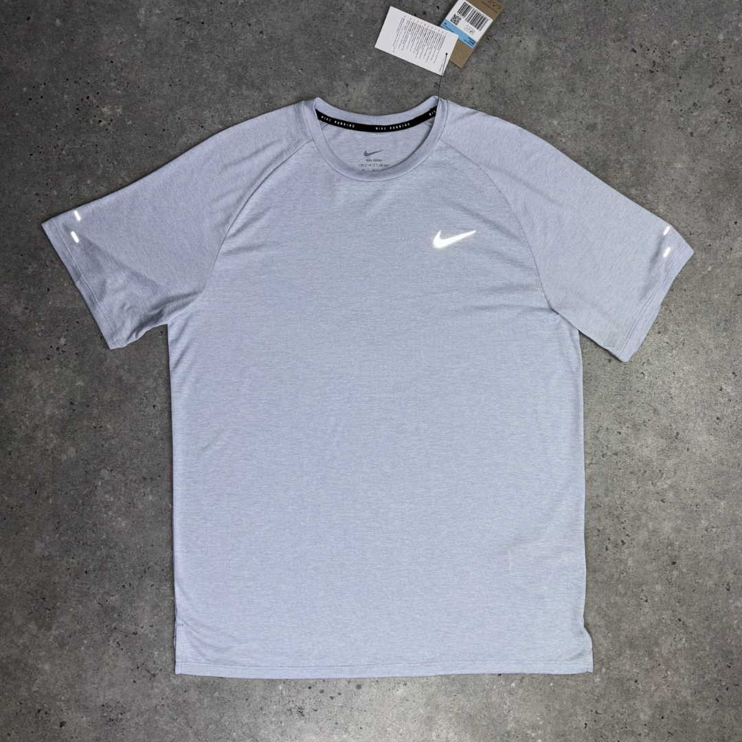 Nike stride t-shirt 'ghost blue'