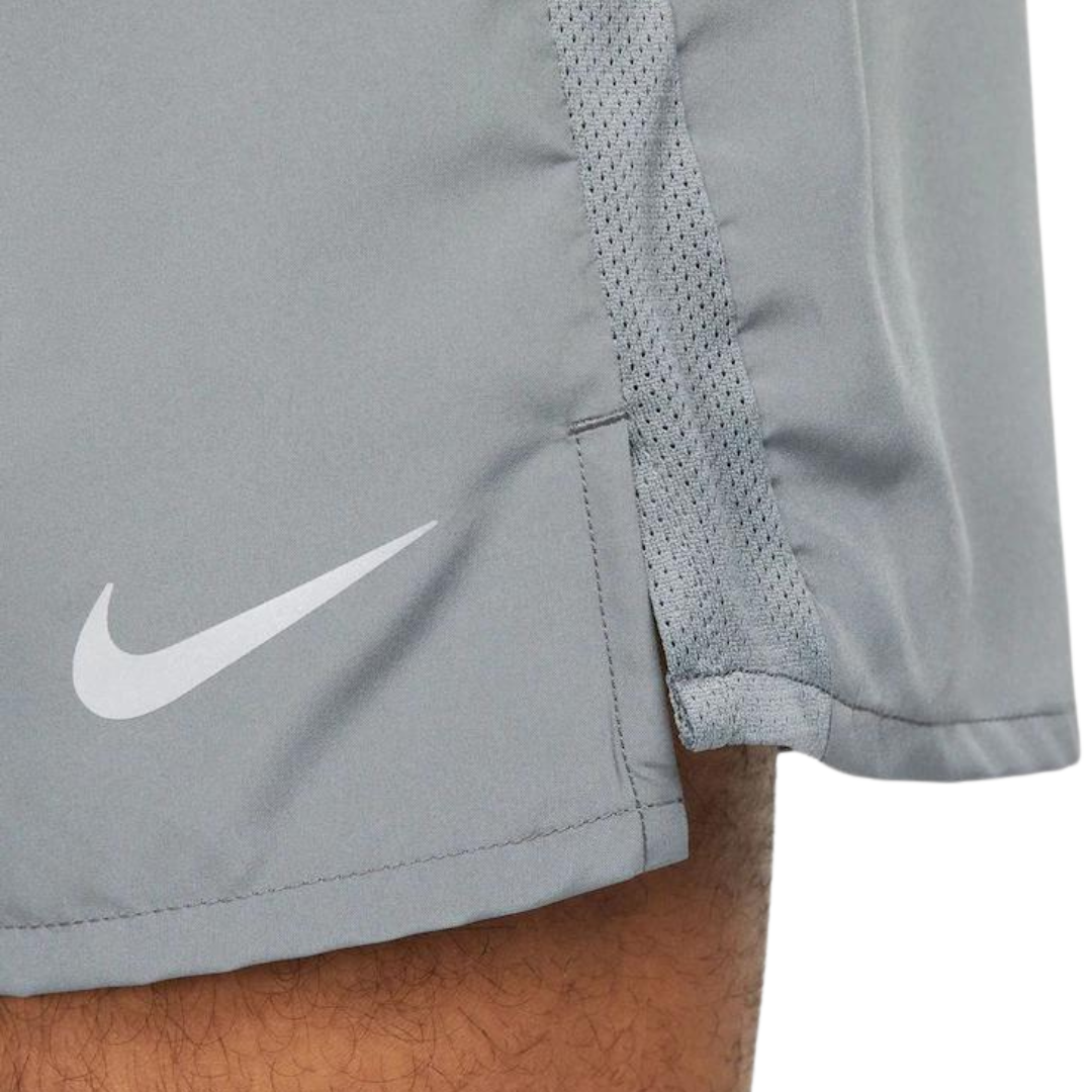 Nike challenger 13cm shorts 'grey'