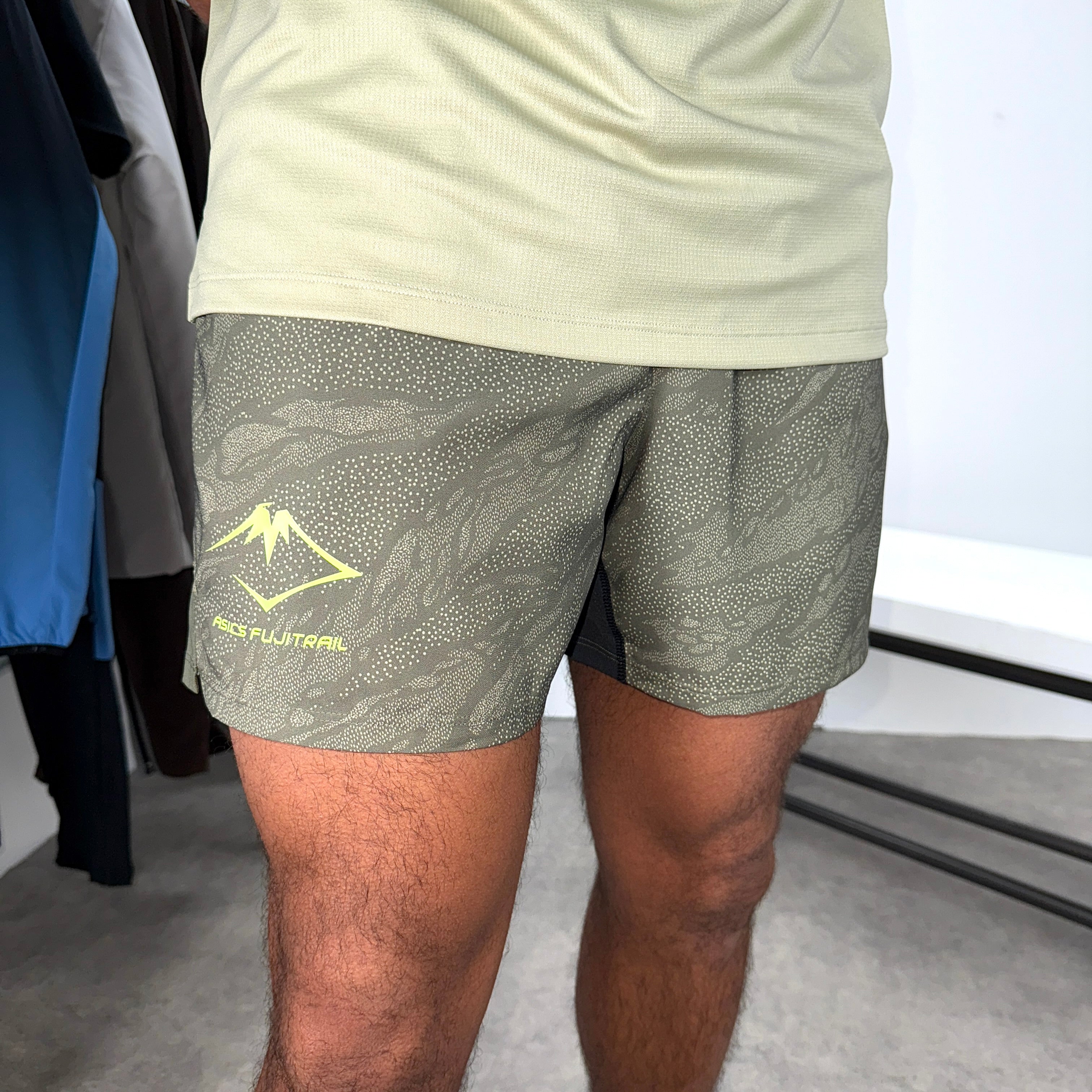 Mens Asics fujitrail all over print short in green