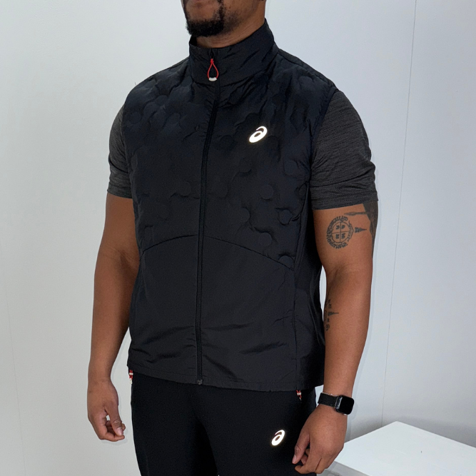 Men's Asics road gilet in black