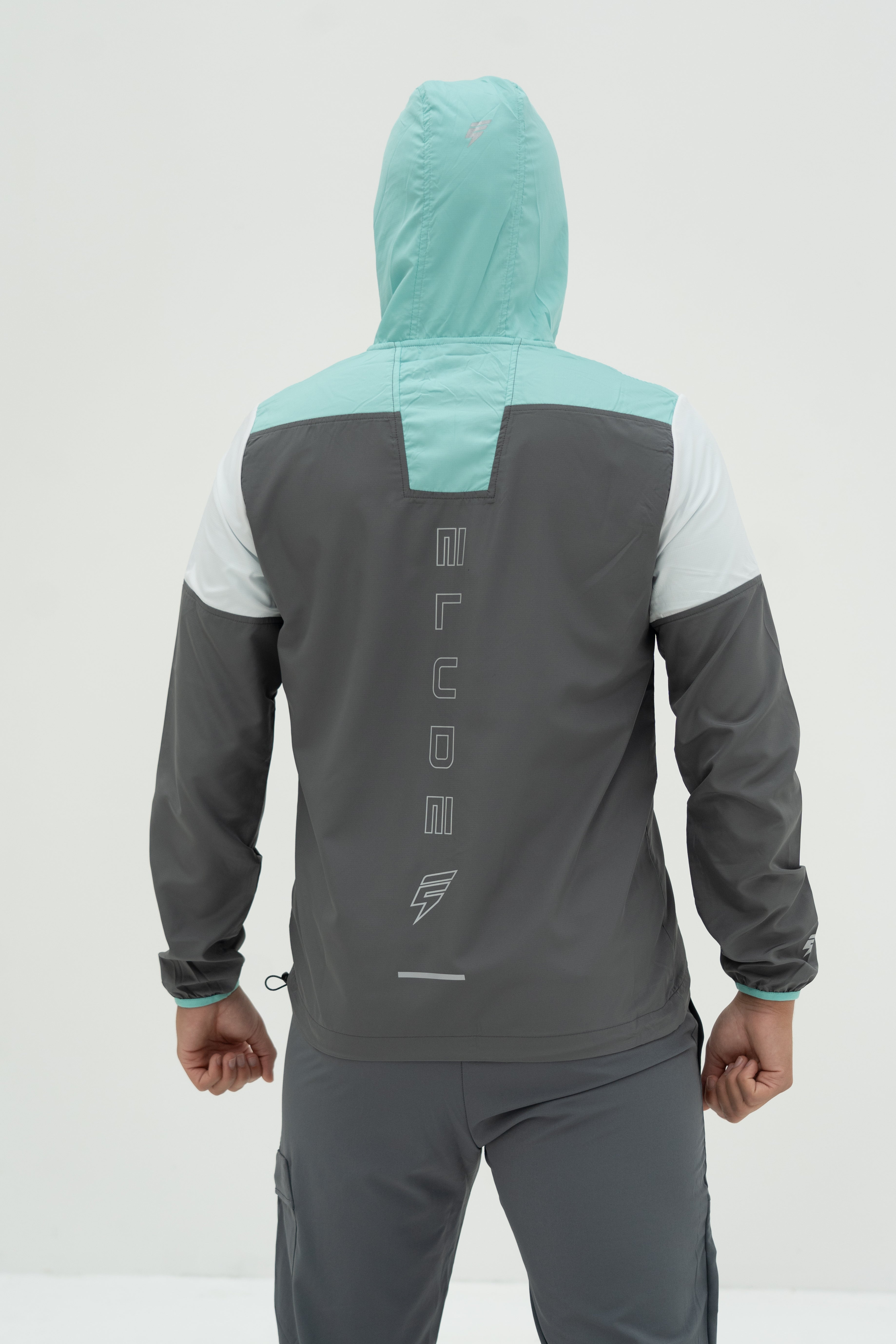 Elude vent windrunner 'grey/mint'