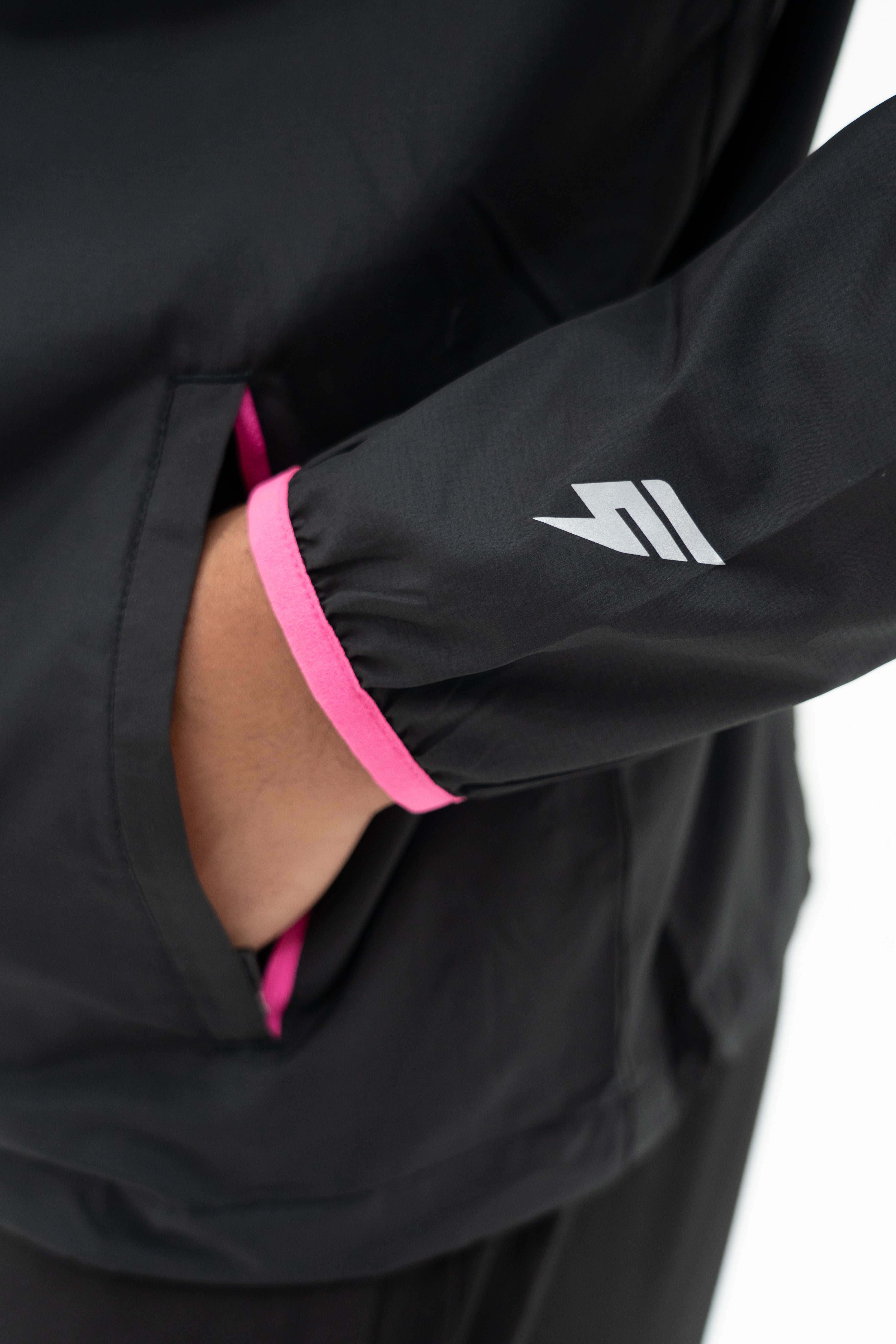 Elude vent windrunner 'pink/black'