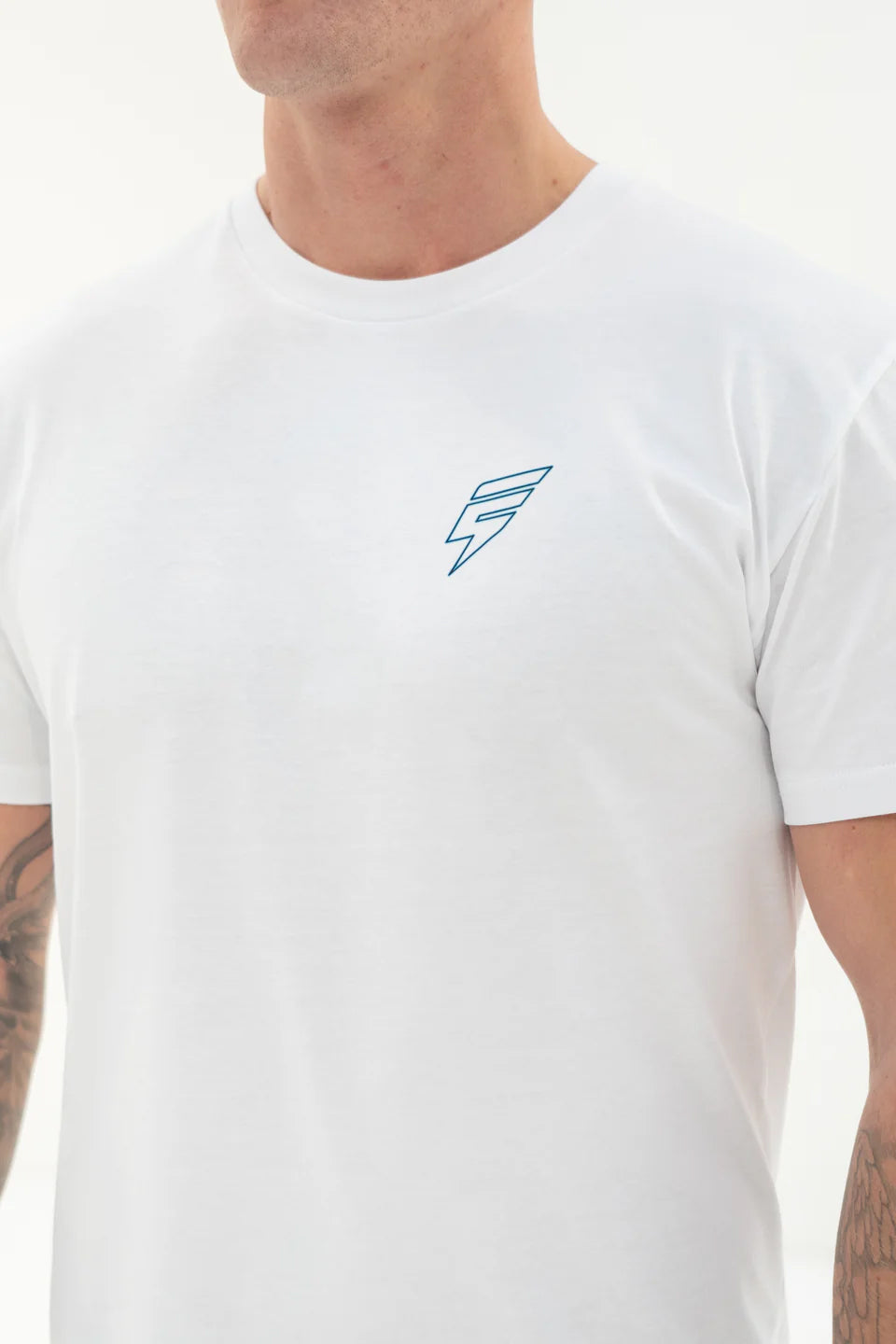 Elude MTN tee 'white/blue'