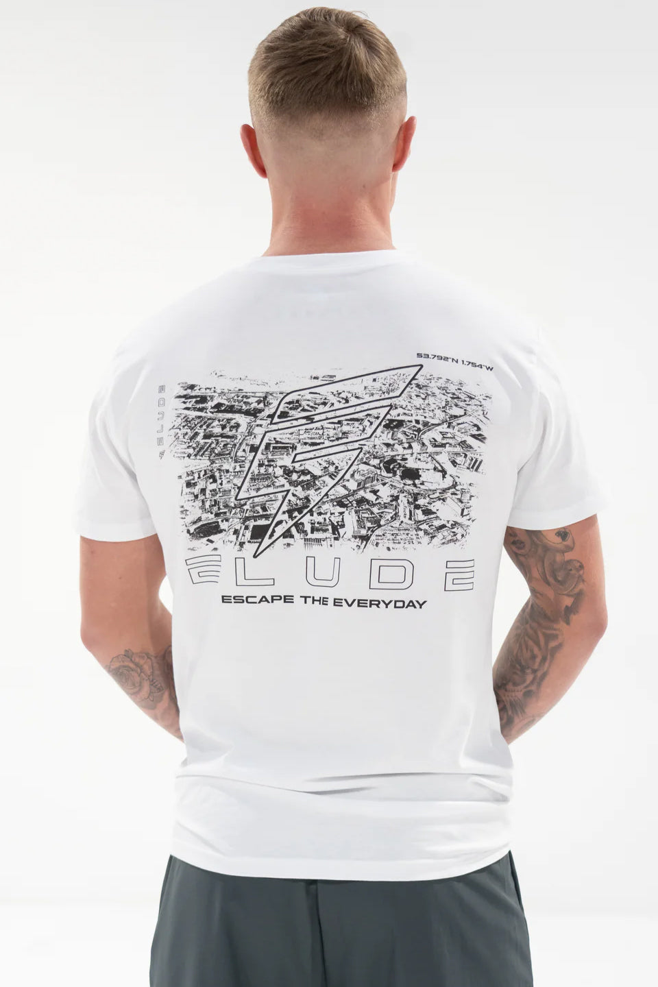 Elude OTM tee 'white/black'